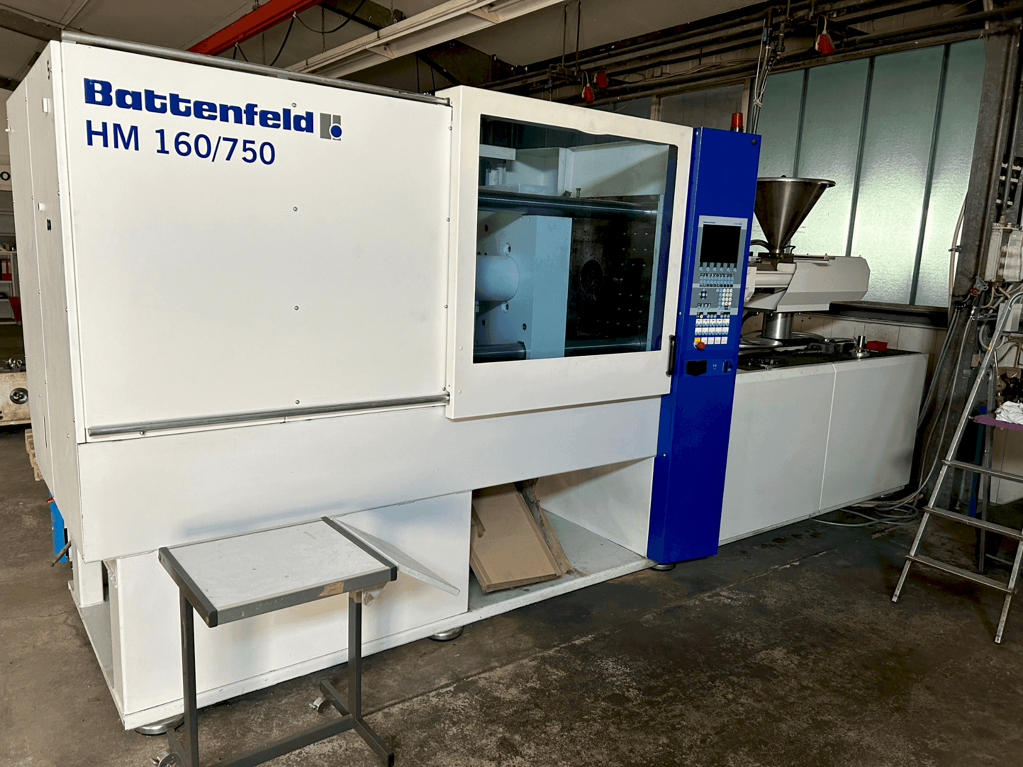Battenfeld HM160/750E-maskinen framifrån