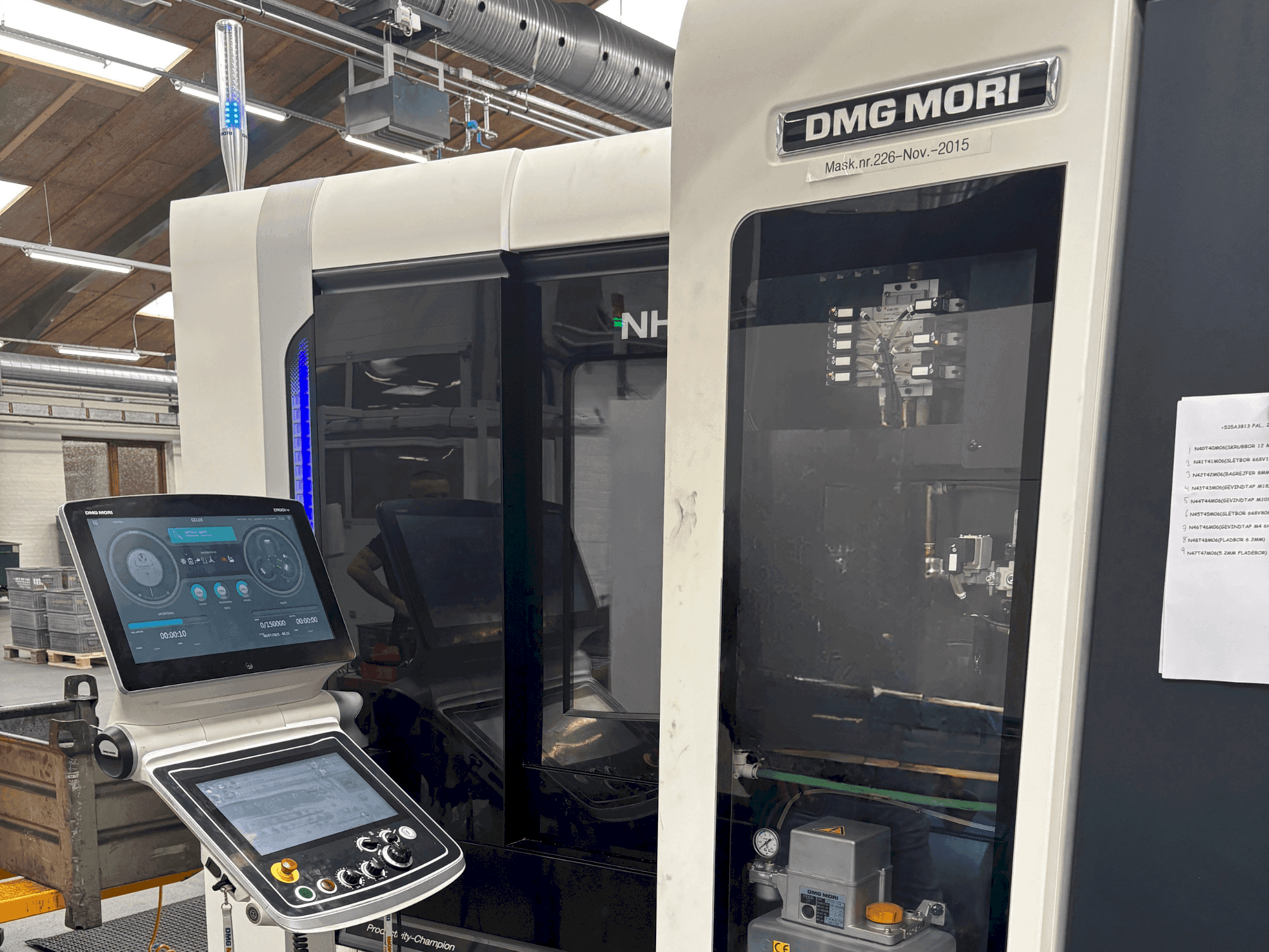 DMG MORI NHX 4000-maskinen framifrån