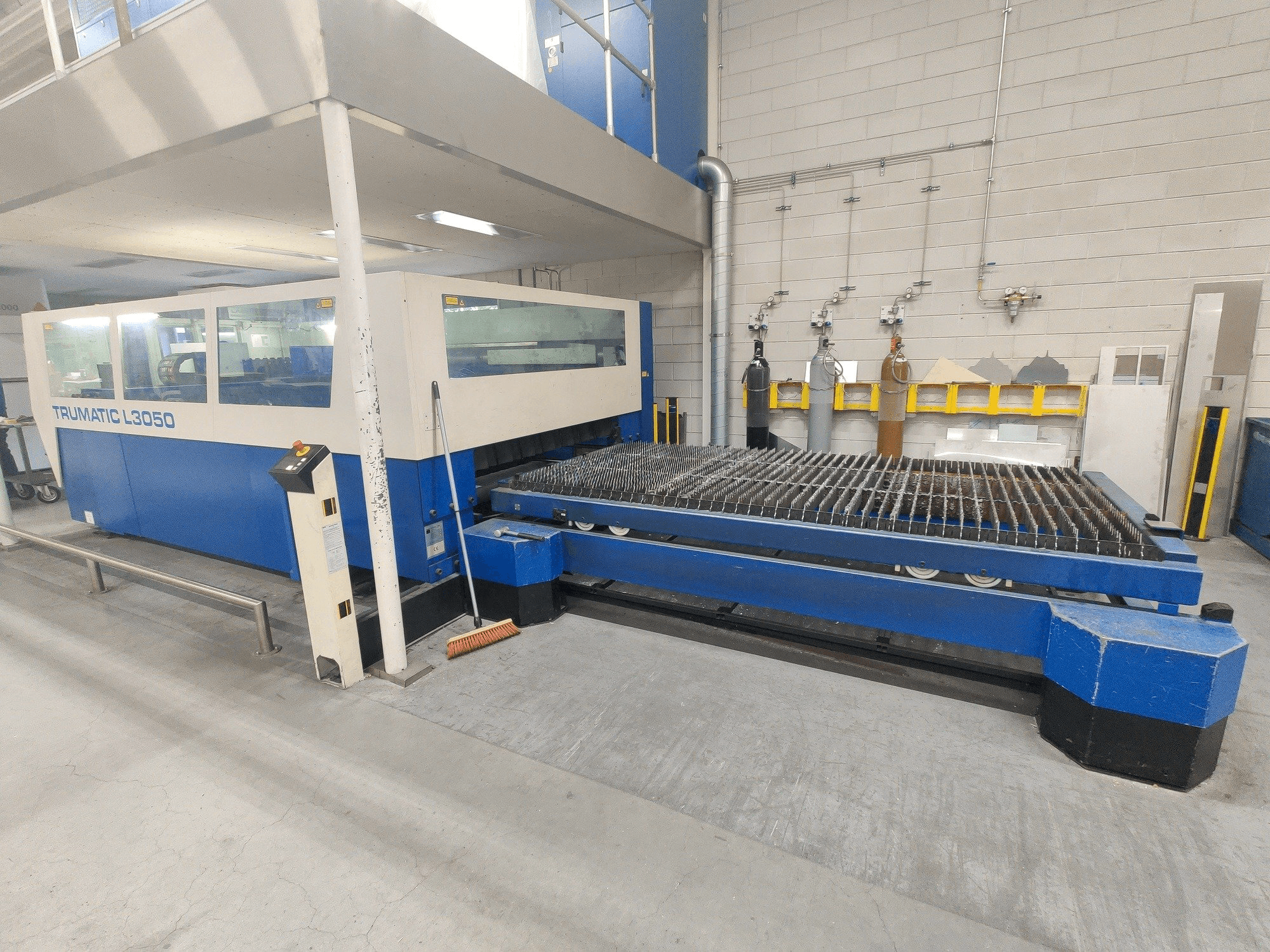 Trumpf Trumatic L3050-maskinen framifrån
