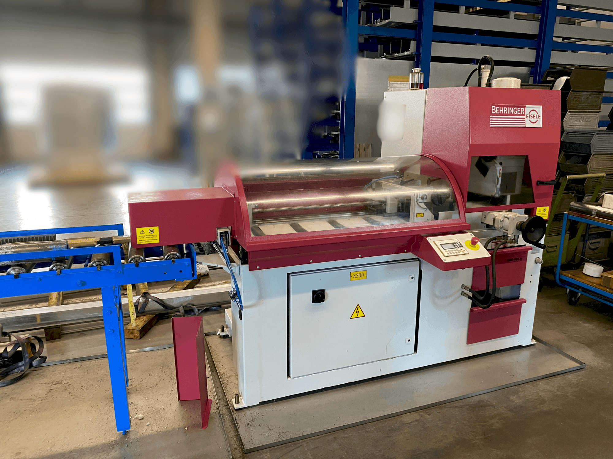 Behringer VMS 400-A-maskinen framifrån