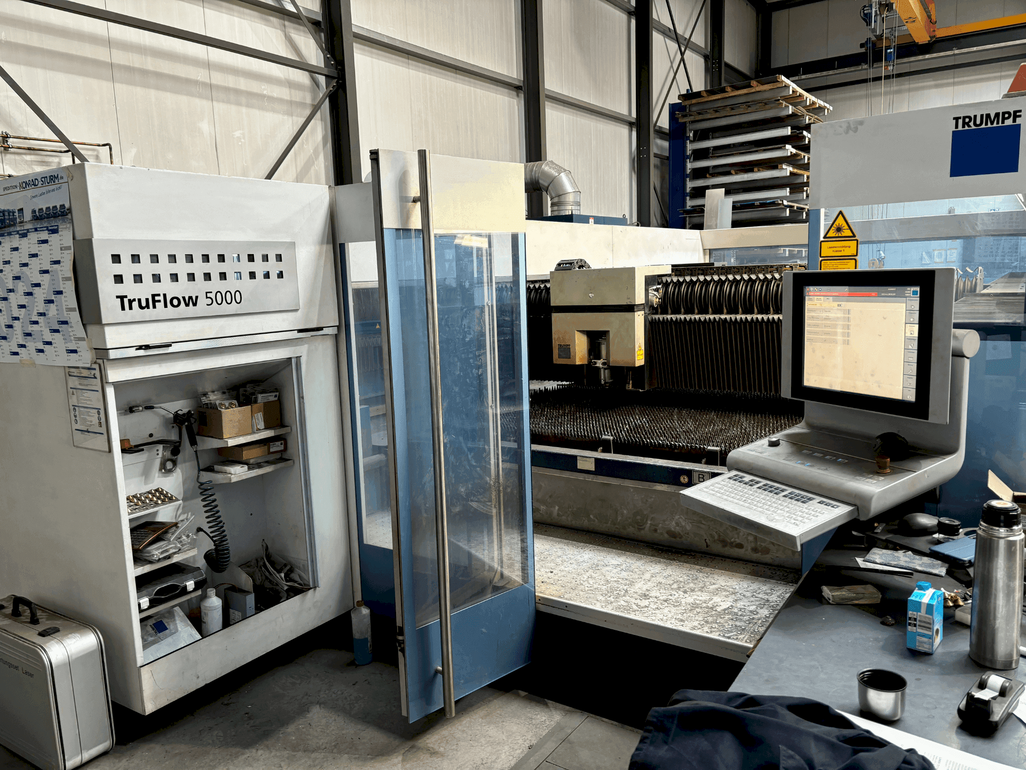 TRUMPF TruLaser 3040-maskinen framifrån