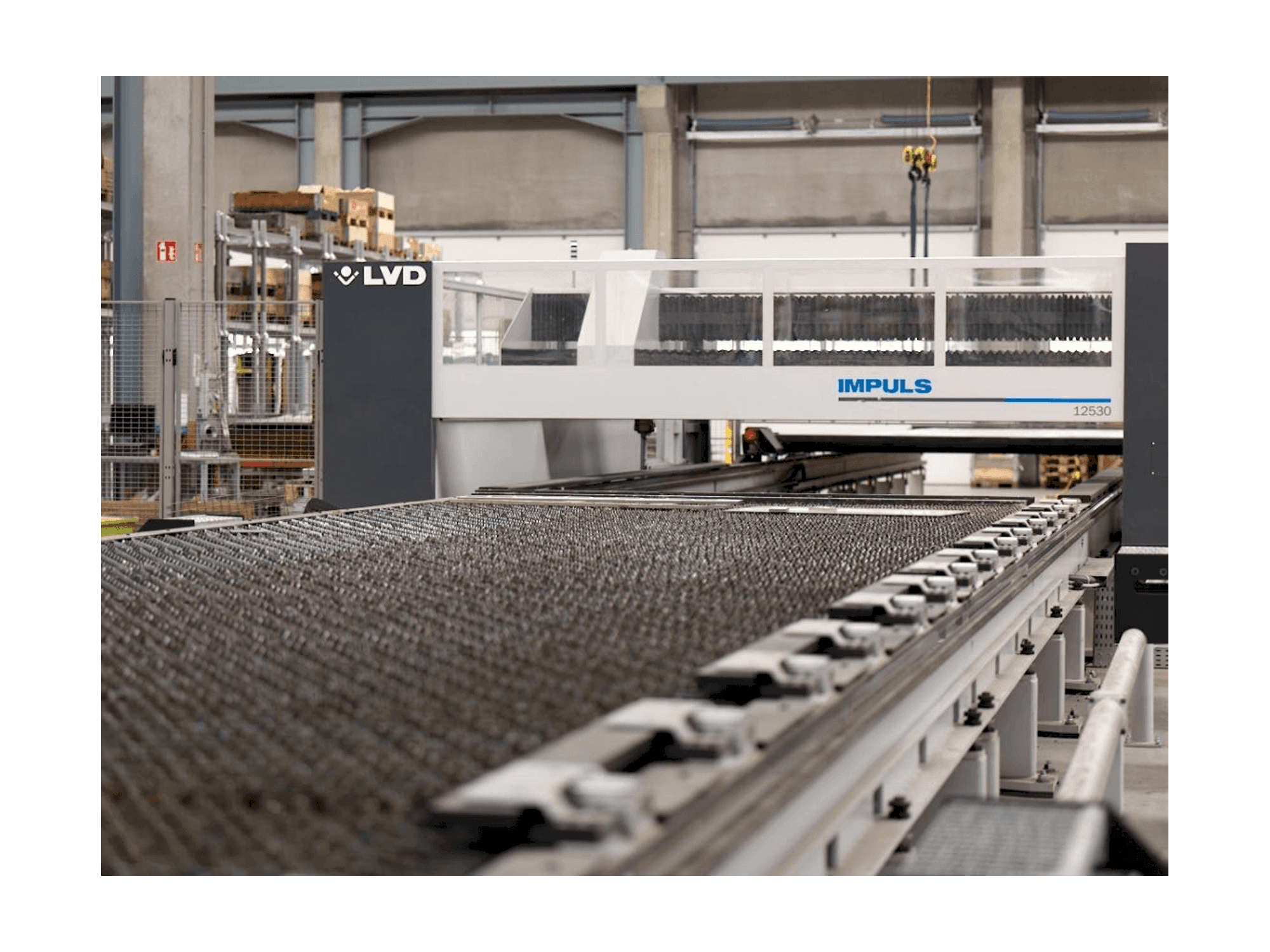 LVD Impuls 12530-maskinen framifrån