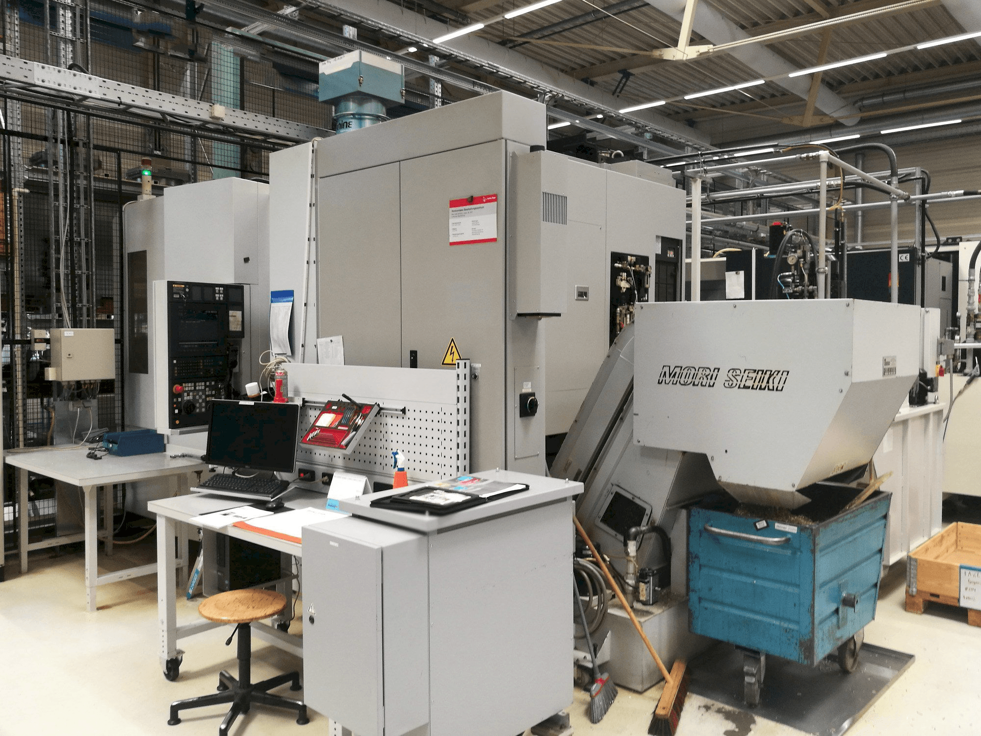 MORI SEIKI NH 5000-maskinen framifrån