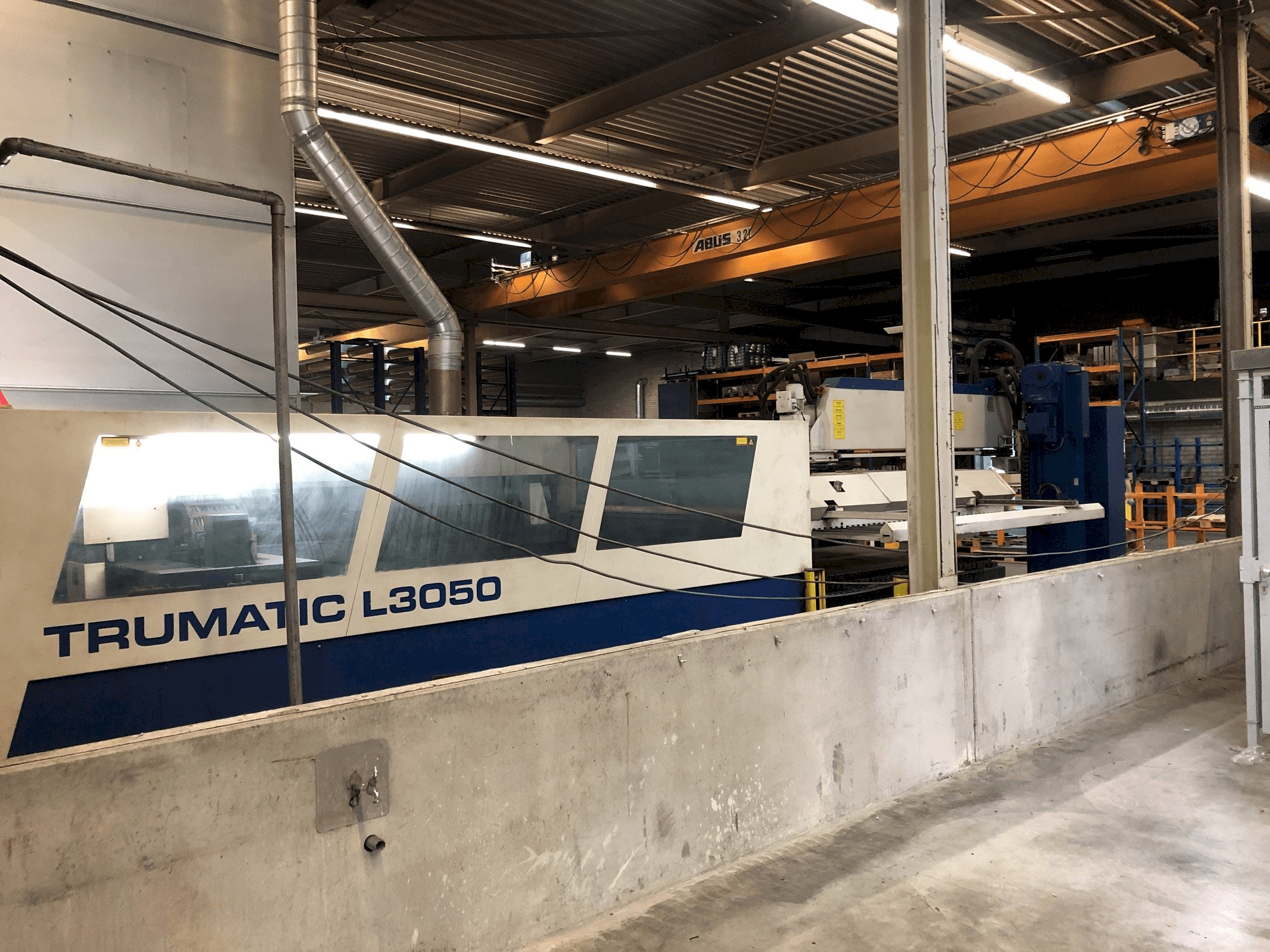 Trumpf Trumatic 3050-maskinen framifrån