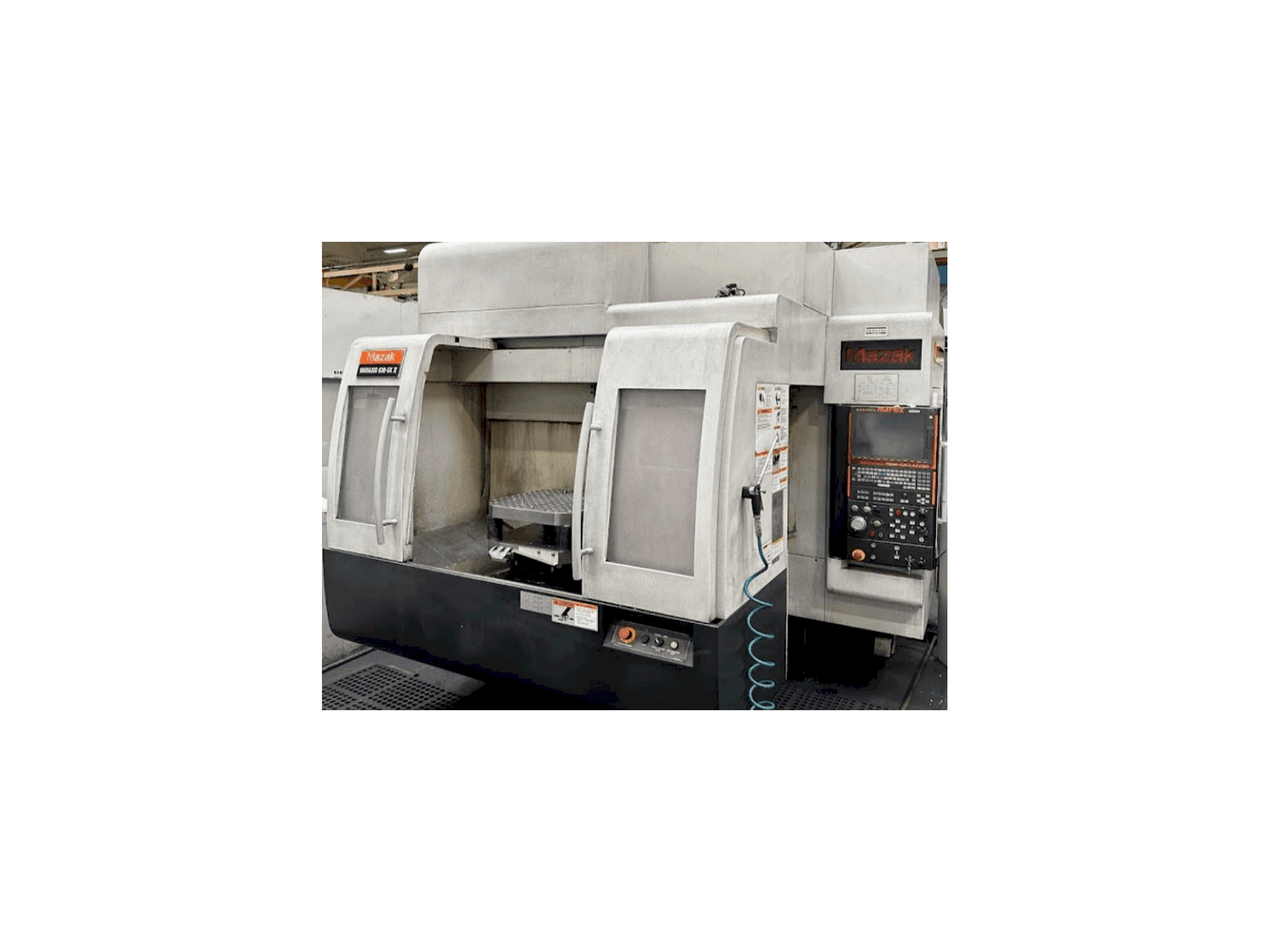Mazak Variaxis 630-5X II-maskinen framifrån