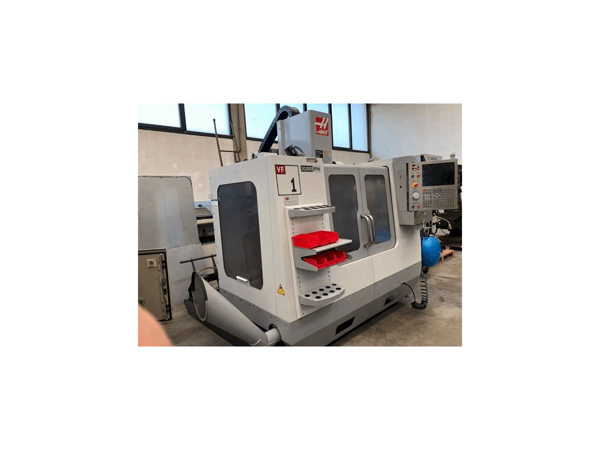 HAAS VF1 SS-maskinen framifrån