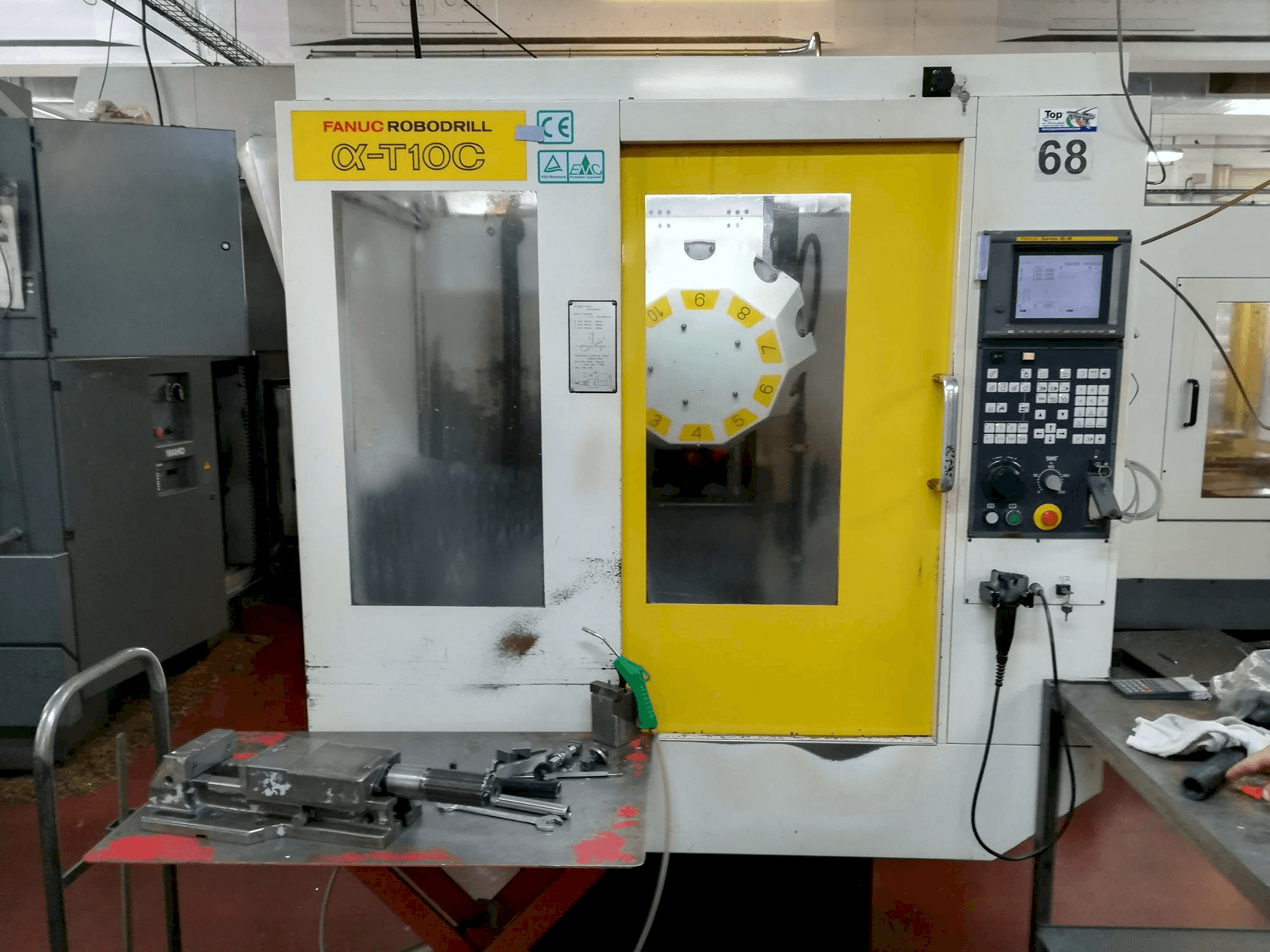FANUC Robodrill alpha-T 10 C-maskinen framifrån