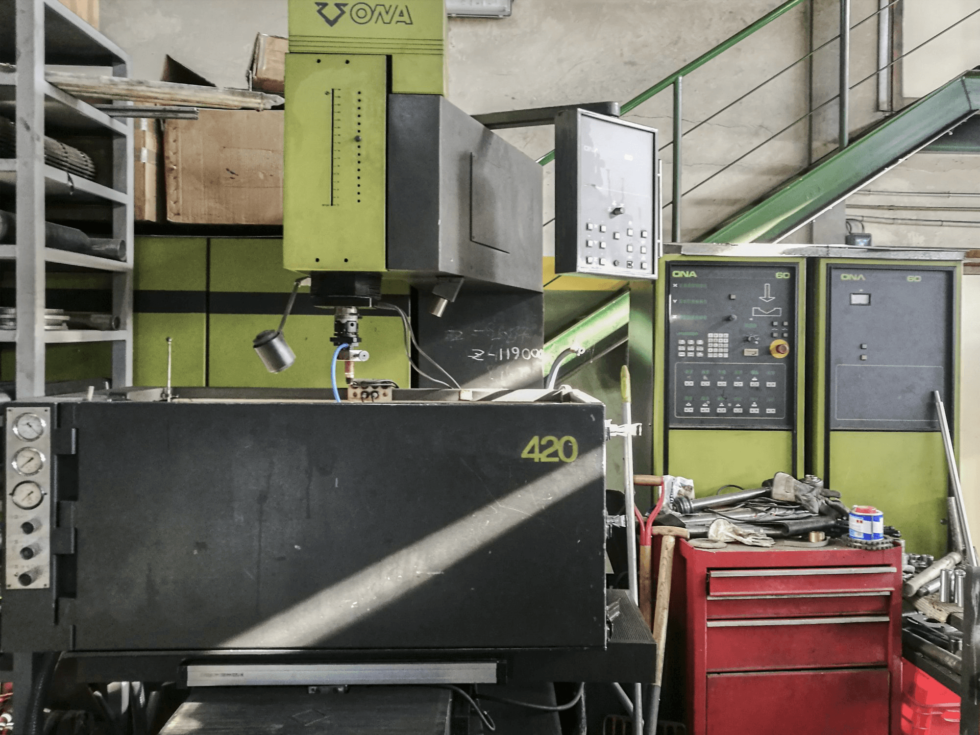 ONA-maskinen framifrånONAMATIC 420