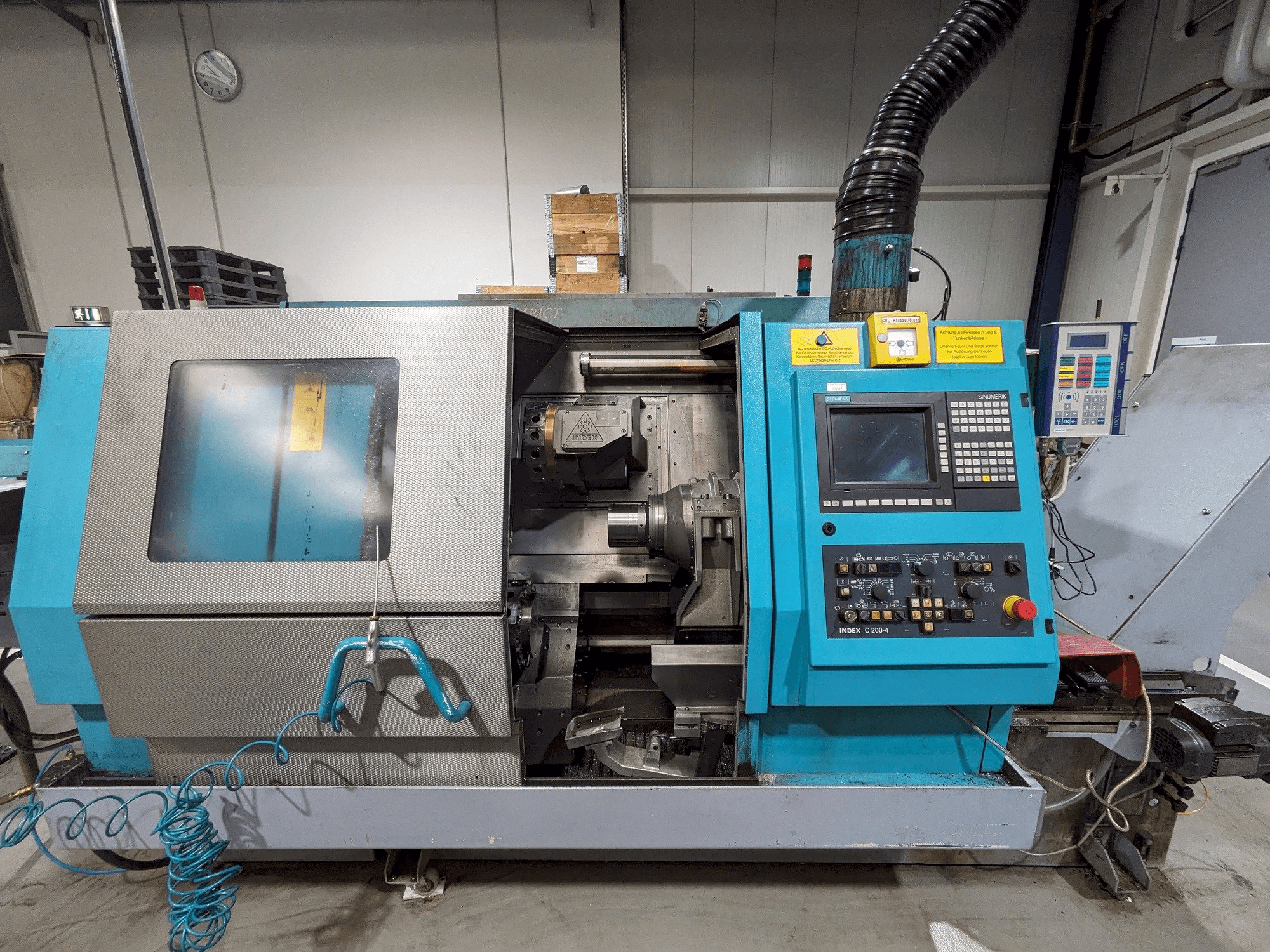 Index G200 Compact-maskinen framifrån