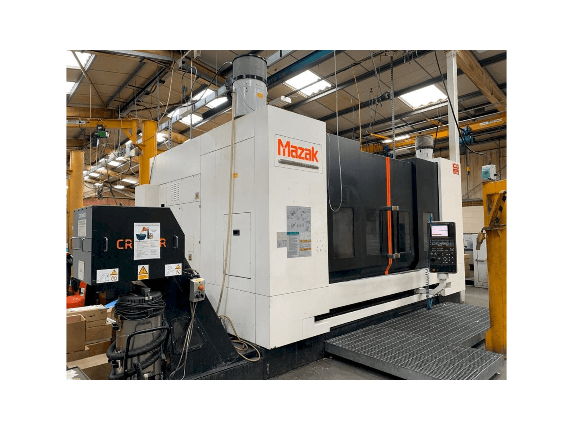Mazak VTC-820/30-maskinen framifrån
