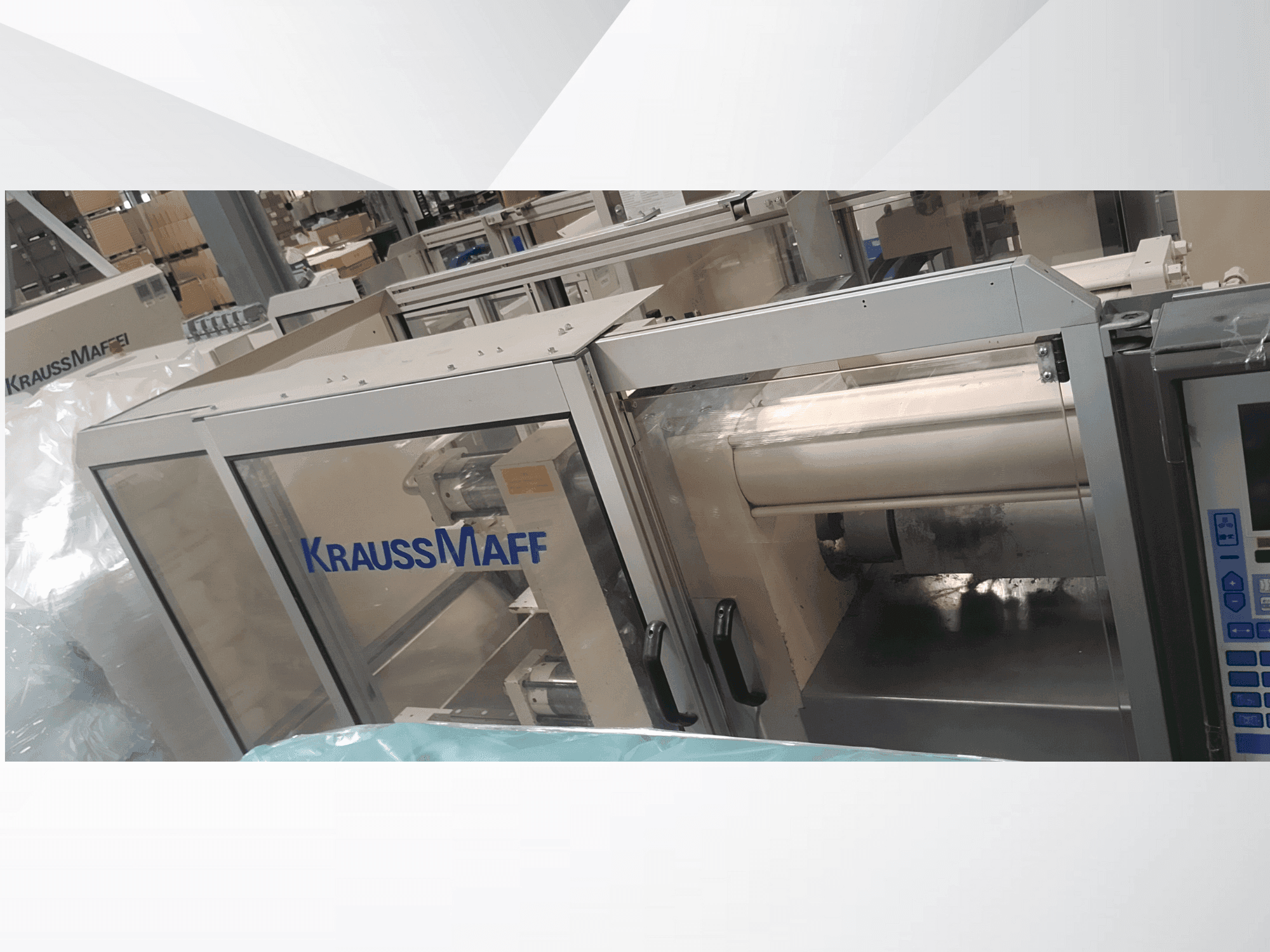 Krauss Maffei 340 c2/80-maskinen framifrån