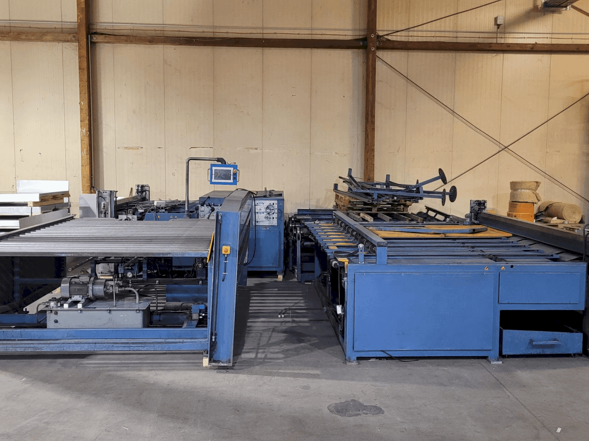 TWIN SEAM KA 2000-3000-maskinen framifrån