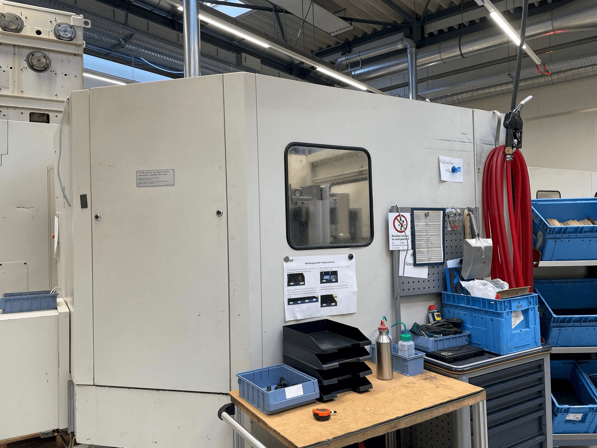 HELLER MC 16-maskinen sedd från vänster sida