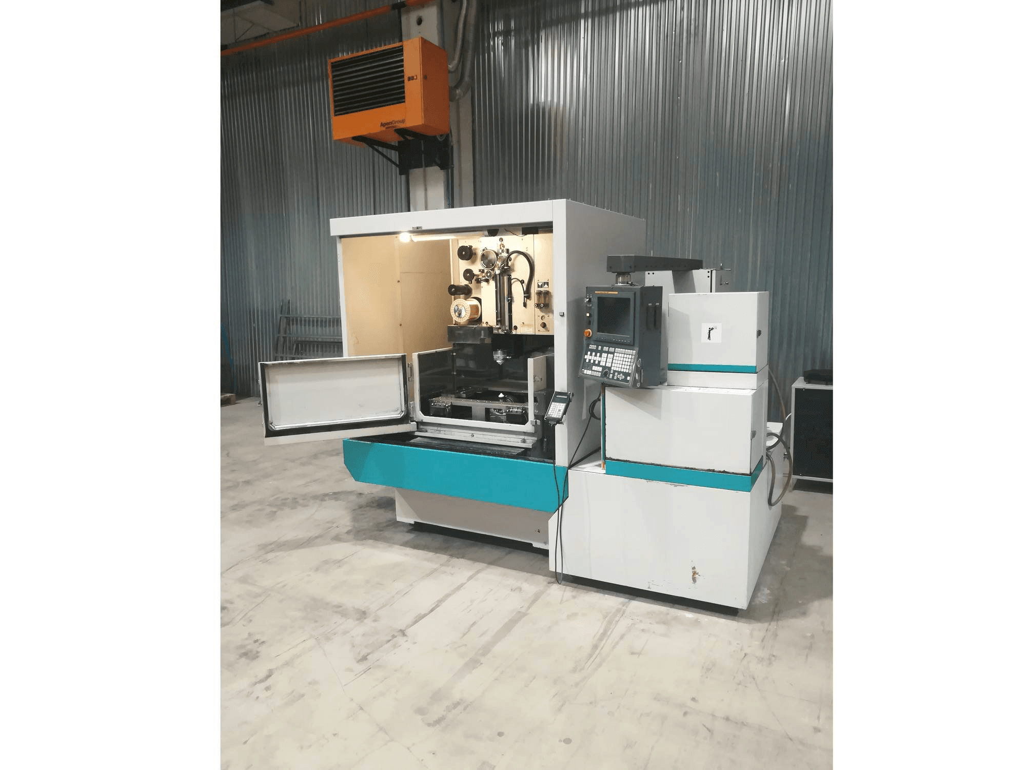 FANUC 1iC-maskinen framifrån