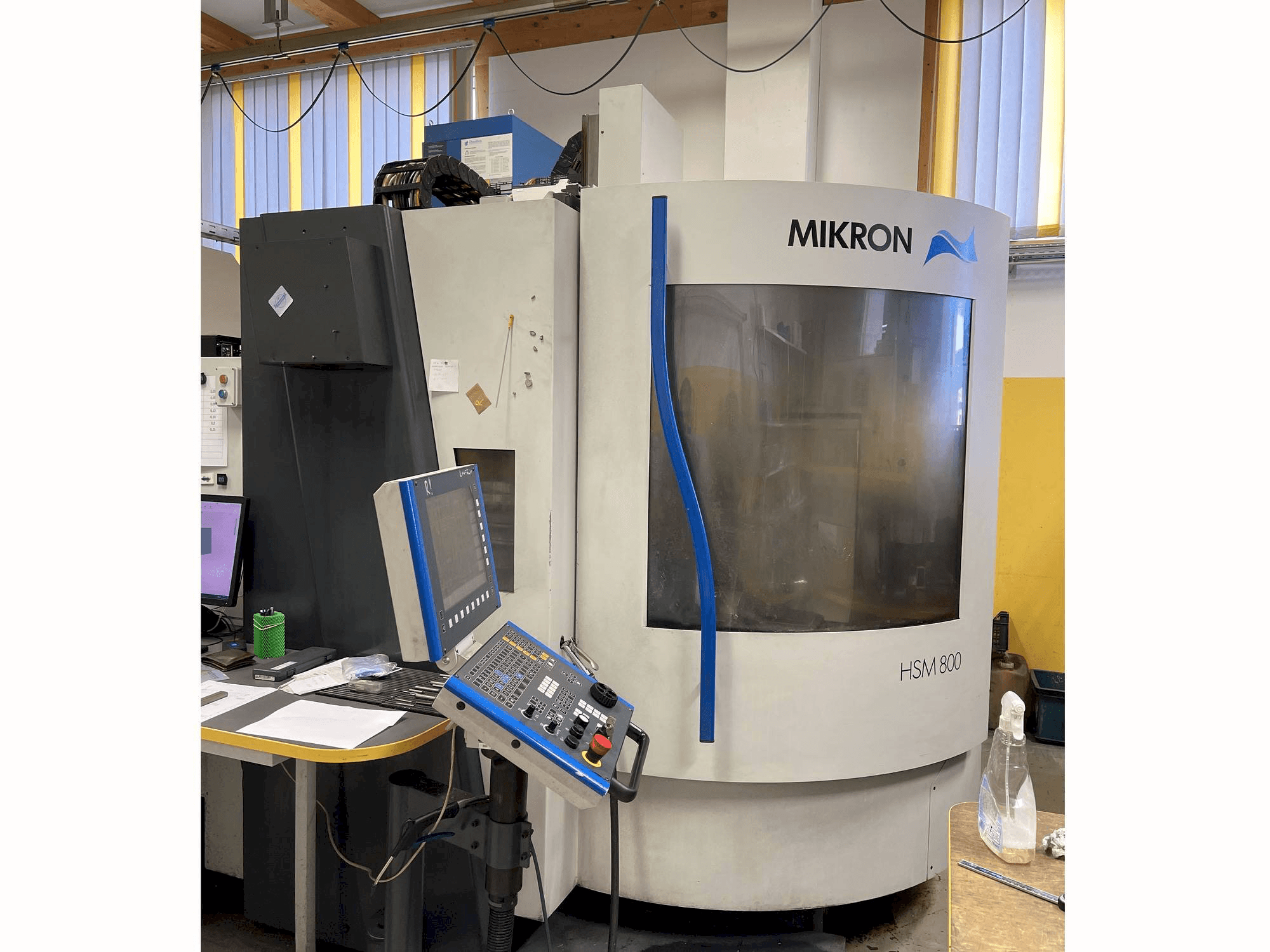 MIKRON HSM800-maskinen framifrån
