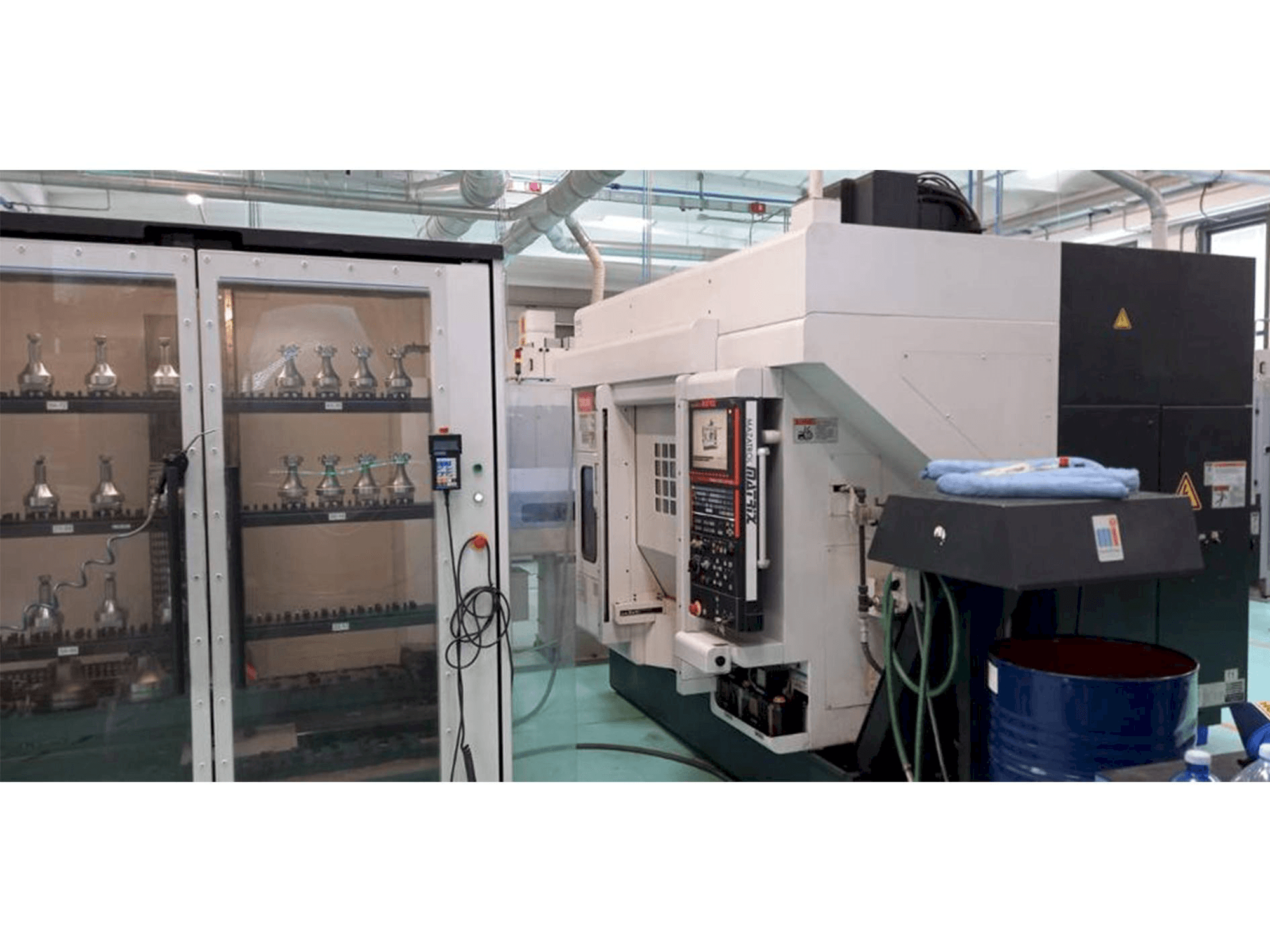 Mazak Variaxis 500-5X II-maskinen framifrån