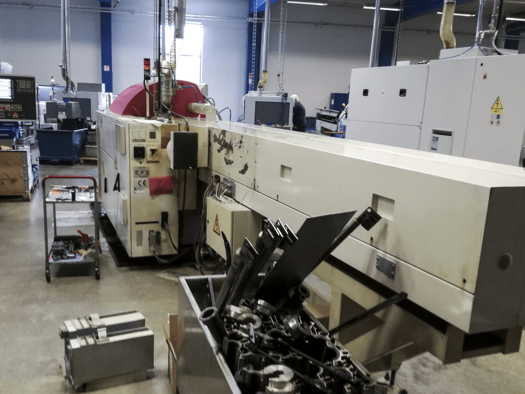 Gildemeister-maskinen sedd från högerMF Sprint 65