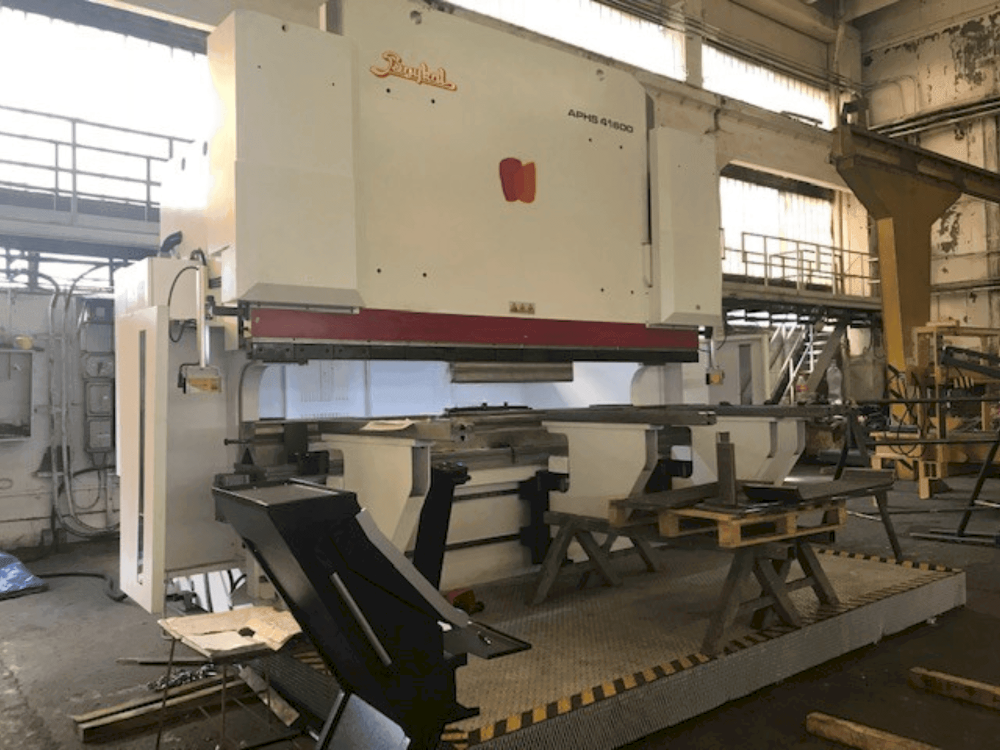 Baykal APHS 41600-maskinen framifrån