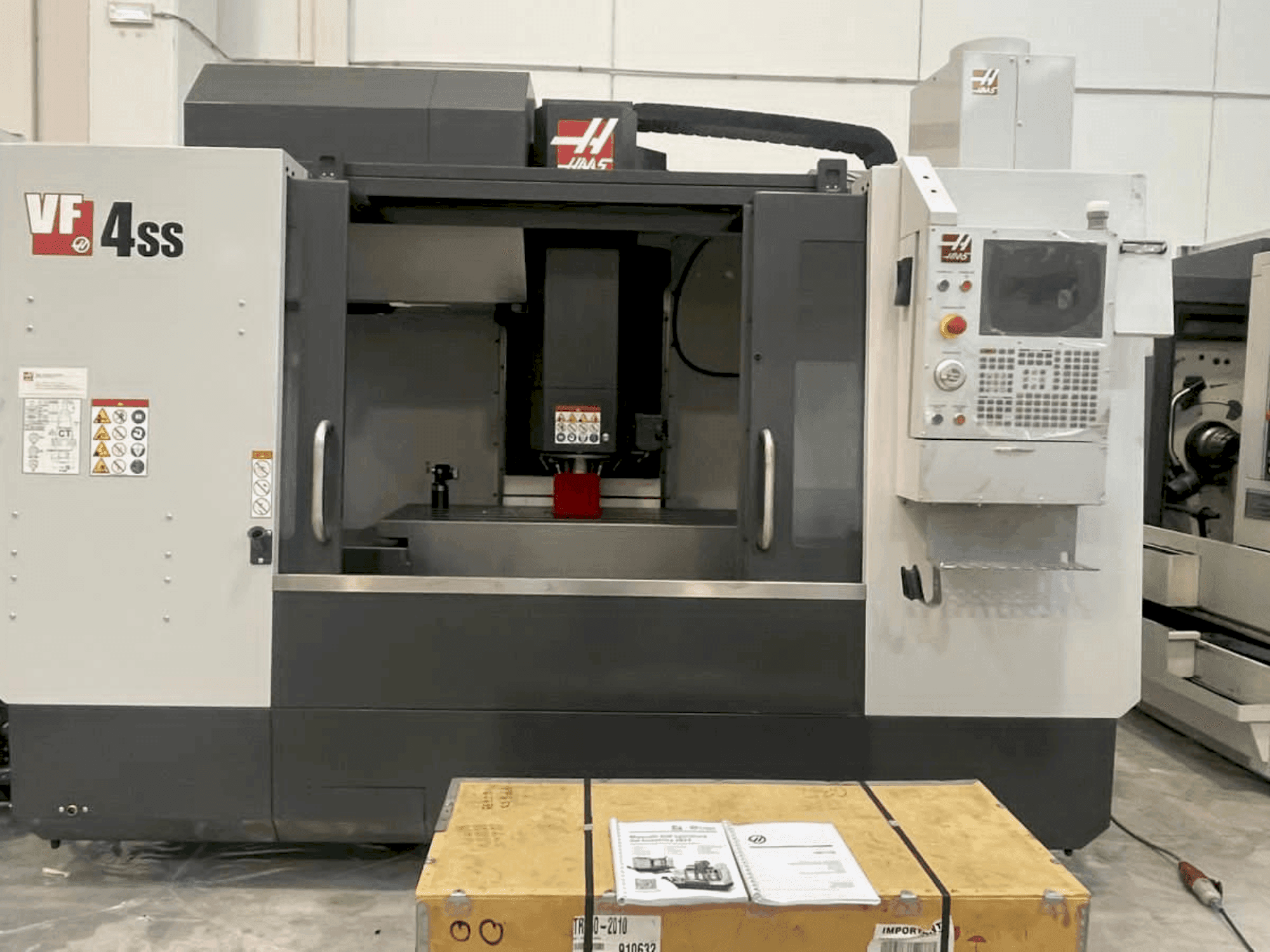 HAAS VF4SS (2019)-maskinen framifrån