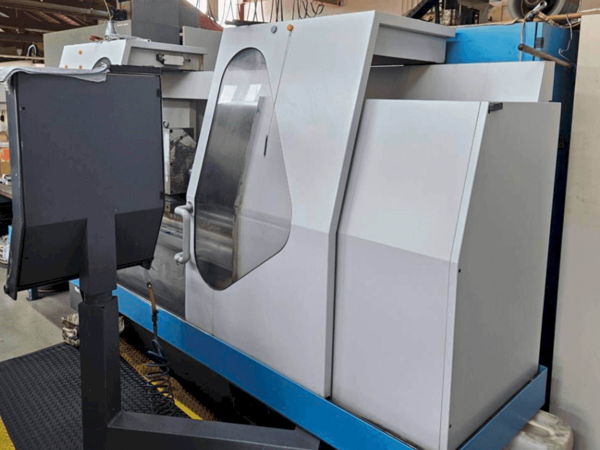 KELLENBERGER Kel-Varia UR 175/1000-maskinen sedd från vänster