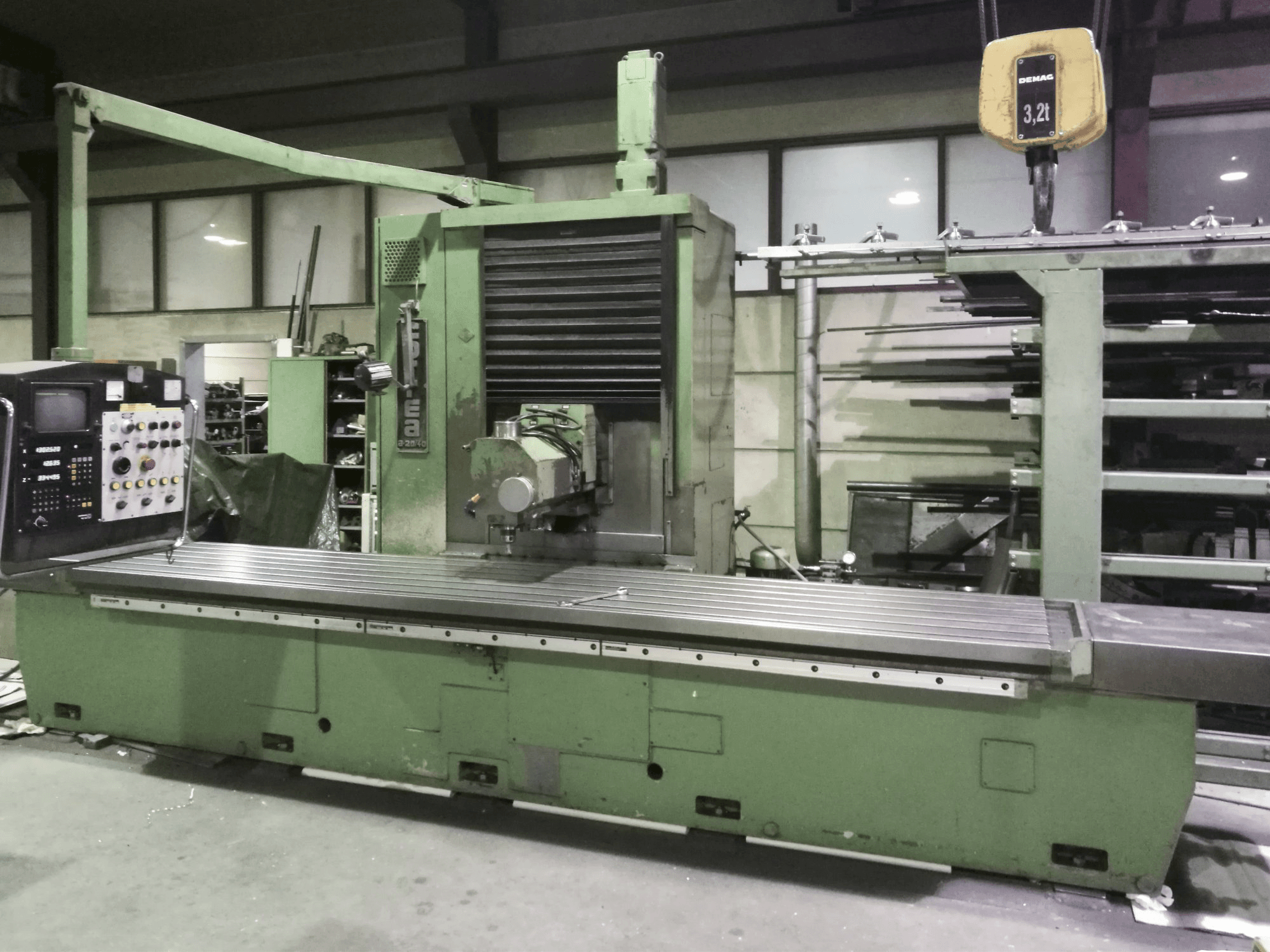 Correa-maskinen sedd från högerA-20/40