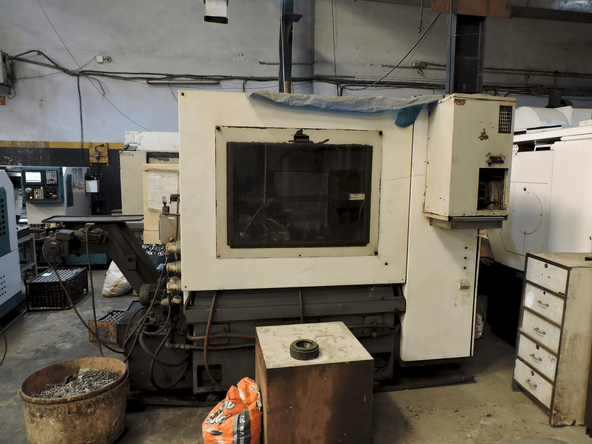 JYOTI DX 150-maskinen framifrån