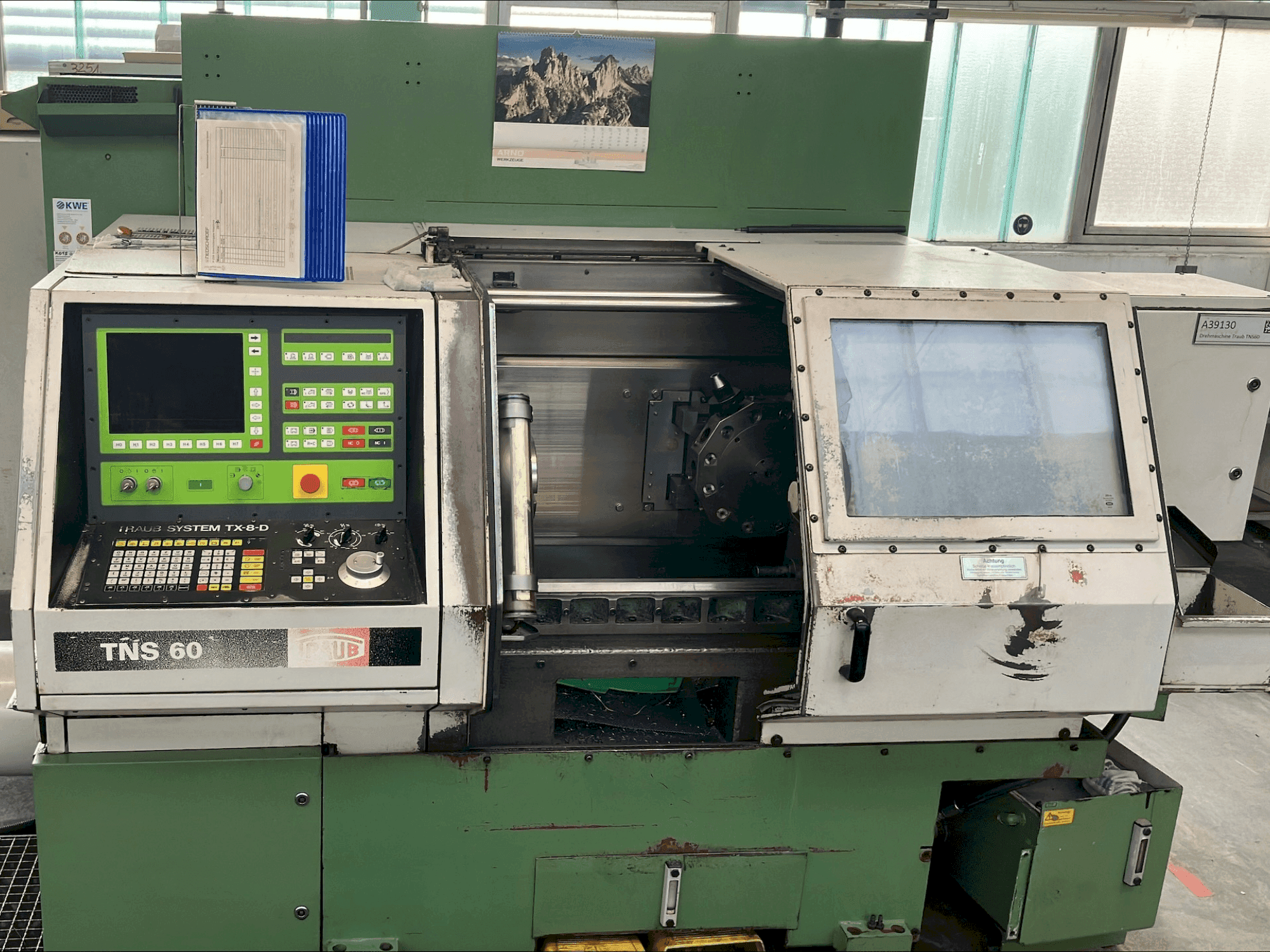 TRAUB TNS 60-maskinen framifrån