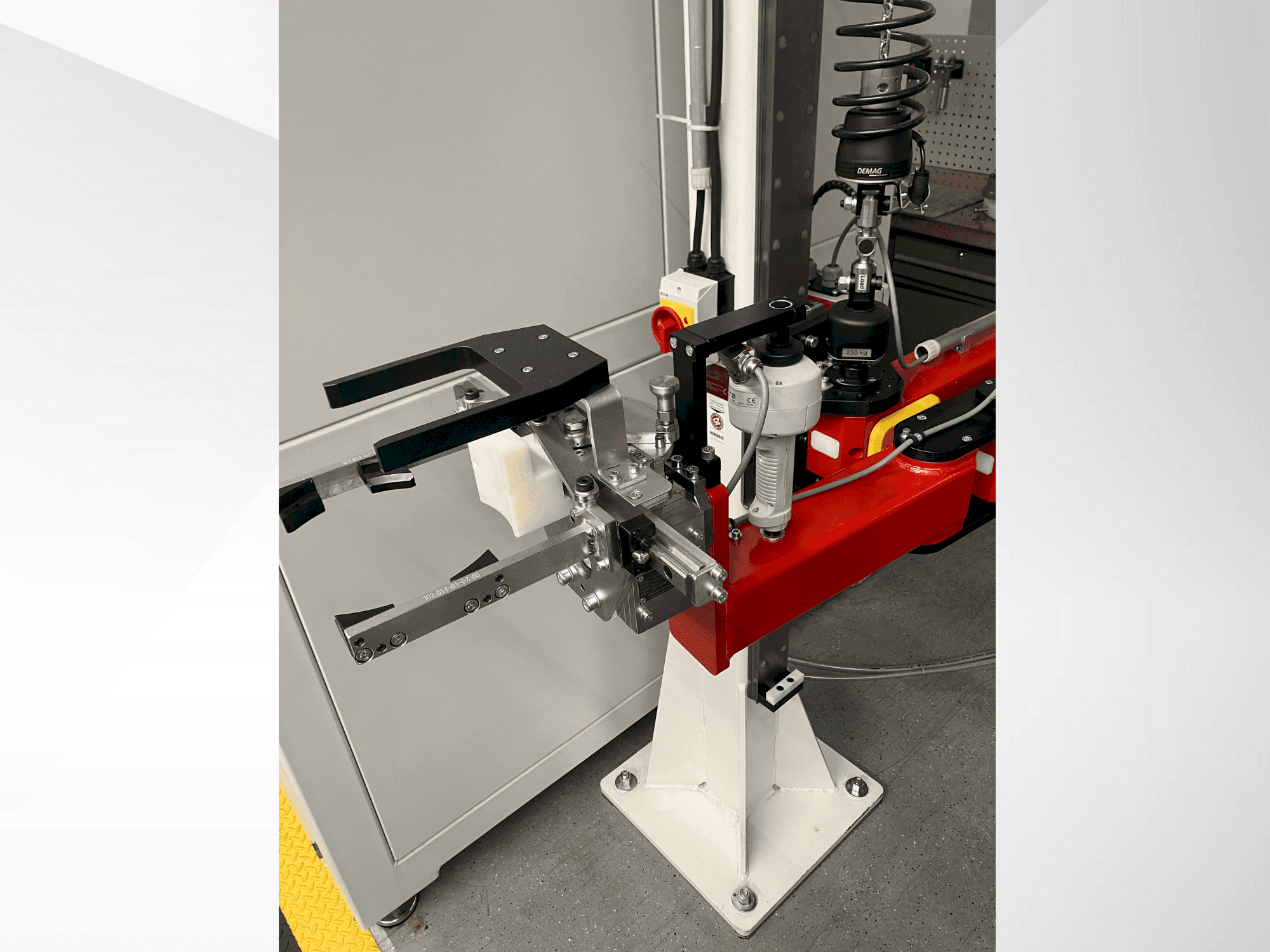 MIRECS EasyLift-maskinen framifrån