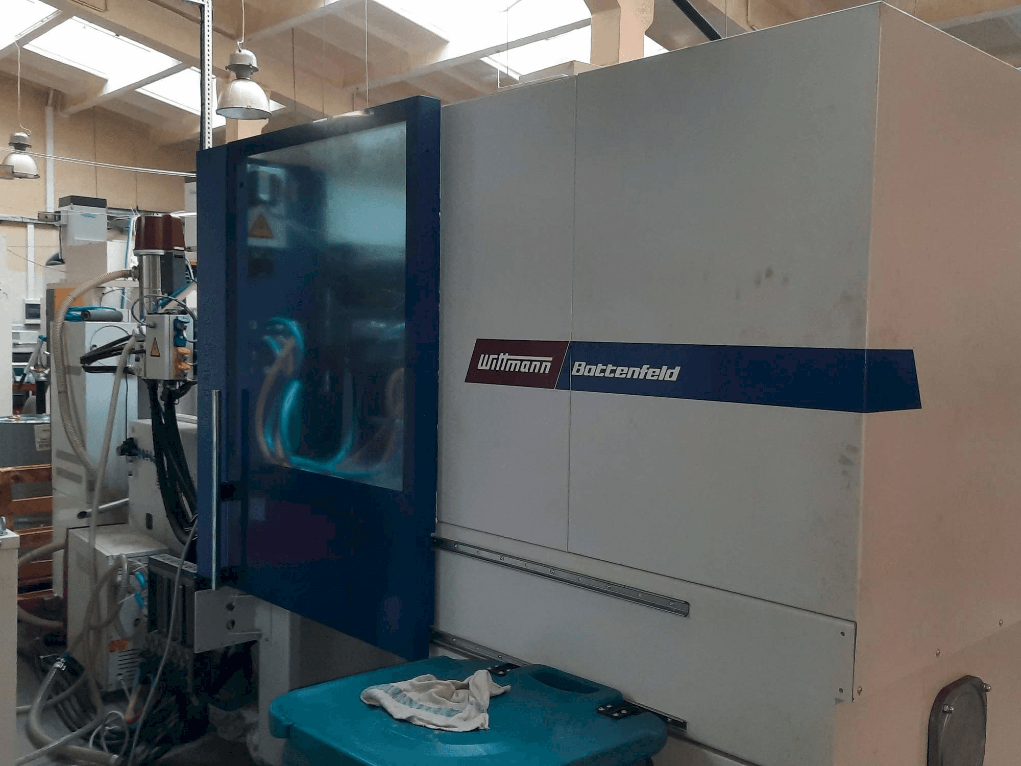 Battenfeld SmartPower 110/350-maskinen framifrån