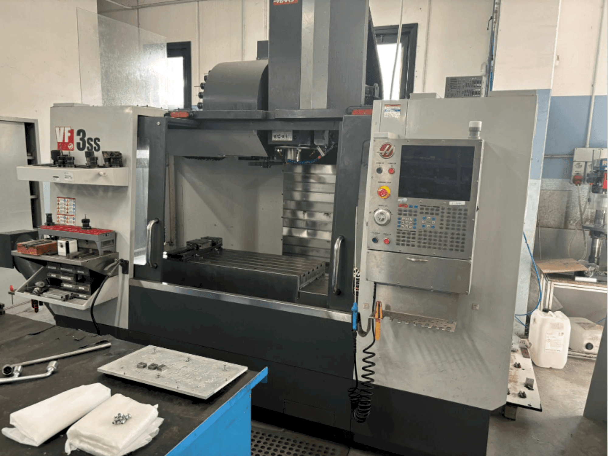 HAAS VF3SS-maskinen framifrån