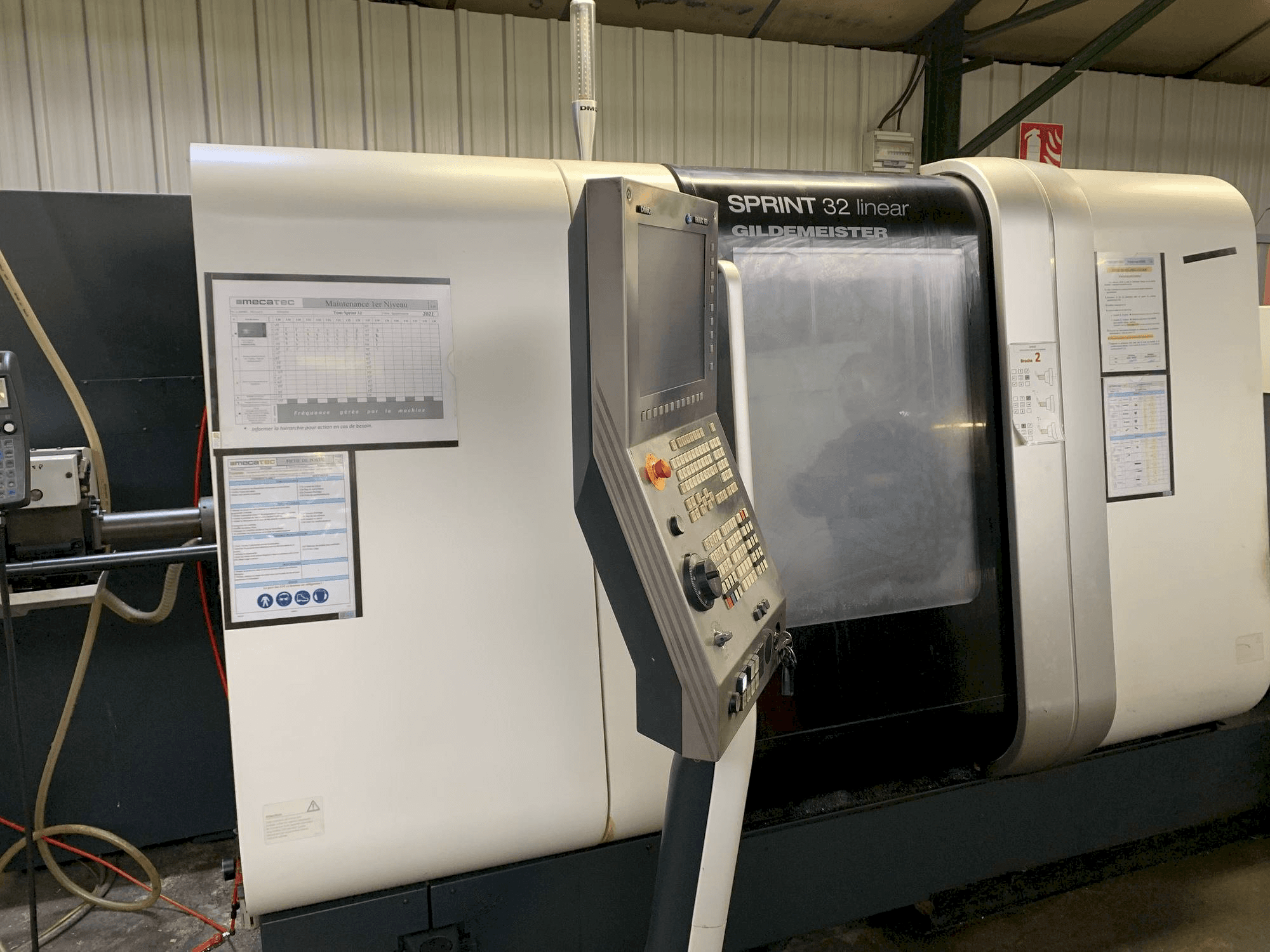 DMG SPRINT 32 linear-maskinen framifrån