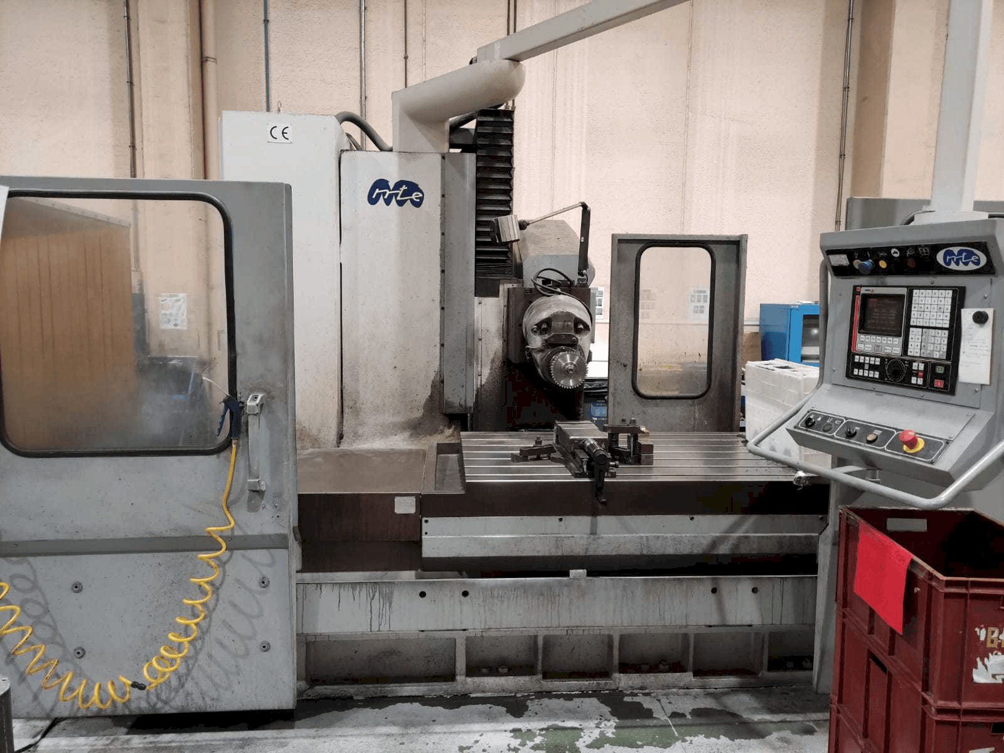 MTE BF-1700-maskinen framifrån