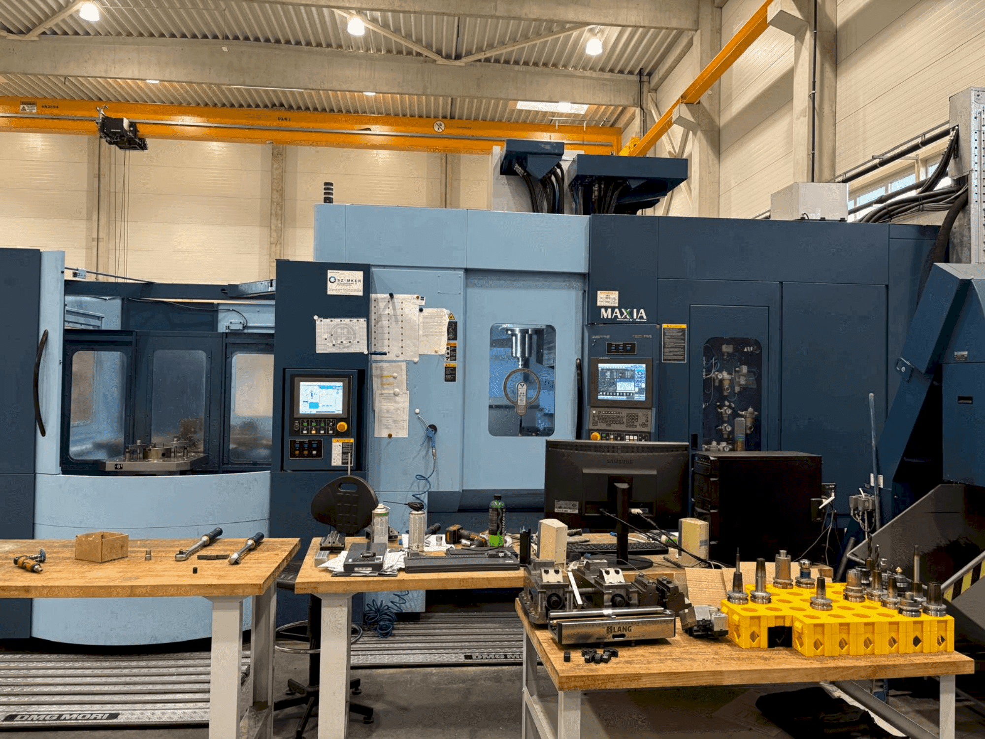 Matsuura MAM72-70V-maskinen framifrån