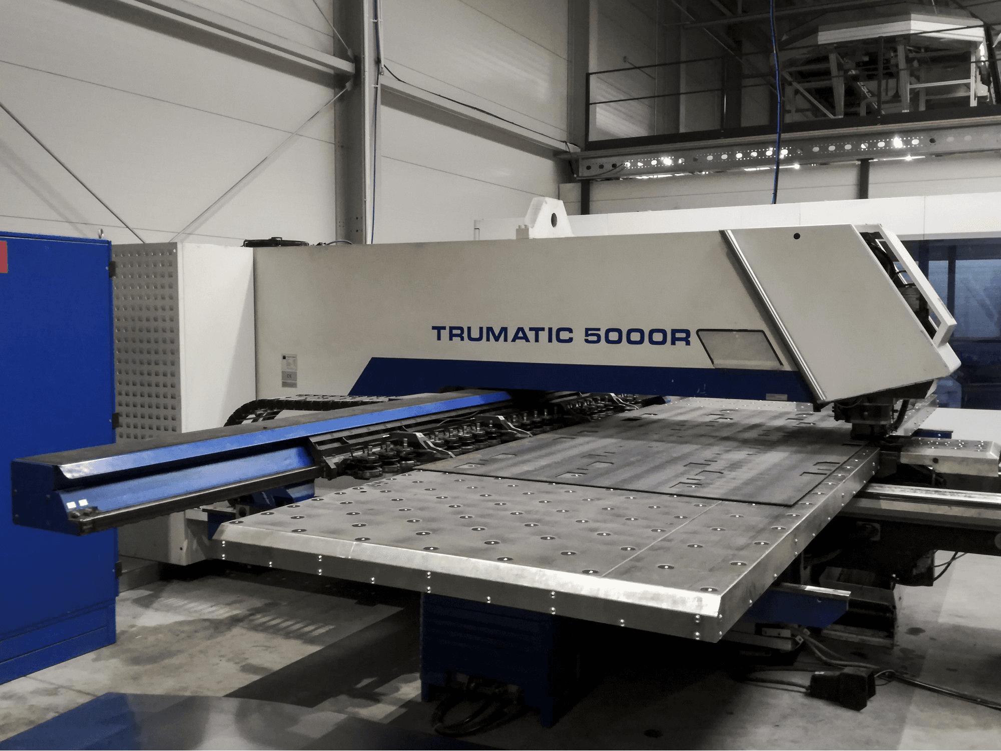 1 Trumpf-maskinen sedd från vänster sidaTrumatic 5000 R