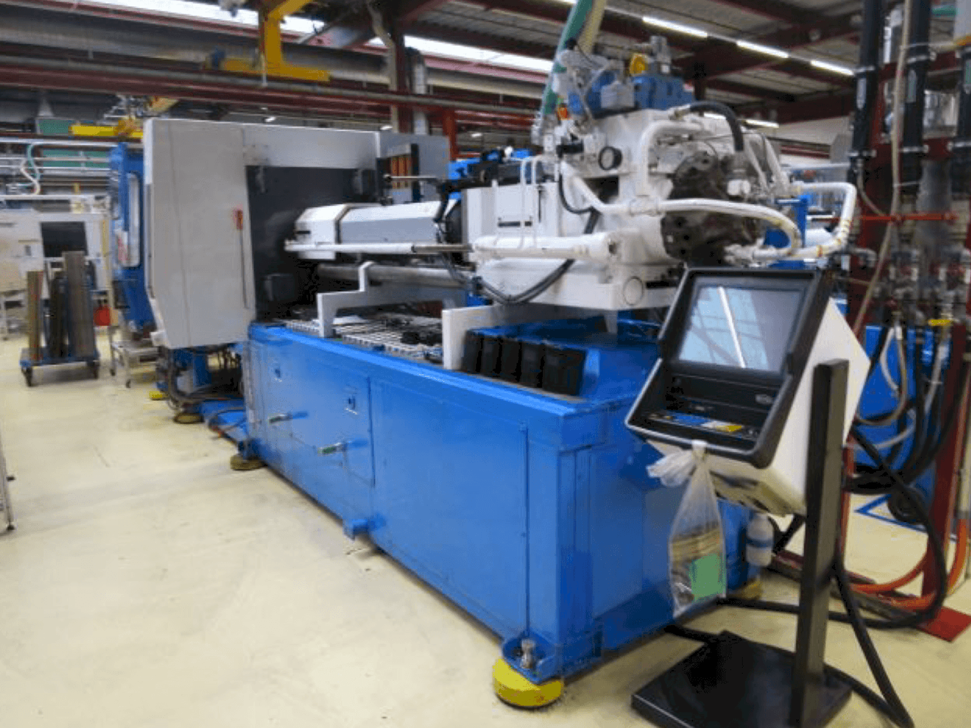 ENGEL E-Motion 940/280-maskinen framifrån