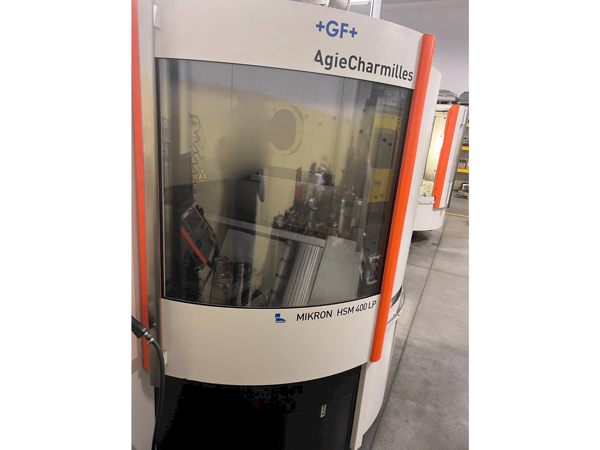 AgieCharmilles MIKRON HSM 400 LP-maskinen framifrån