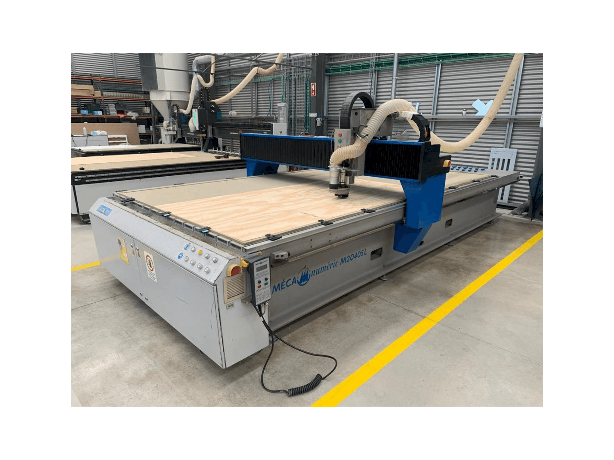 MECANUMERIC M2040-maskinen framifrån