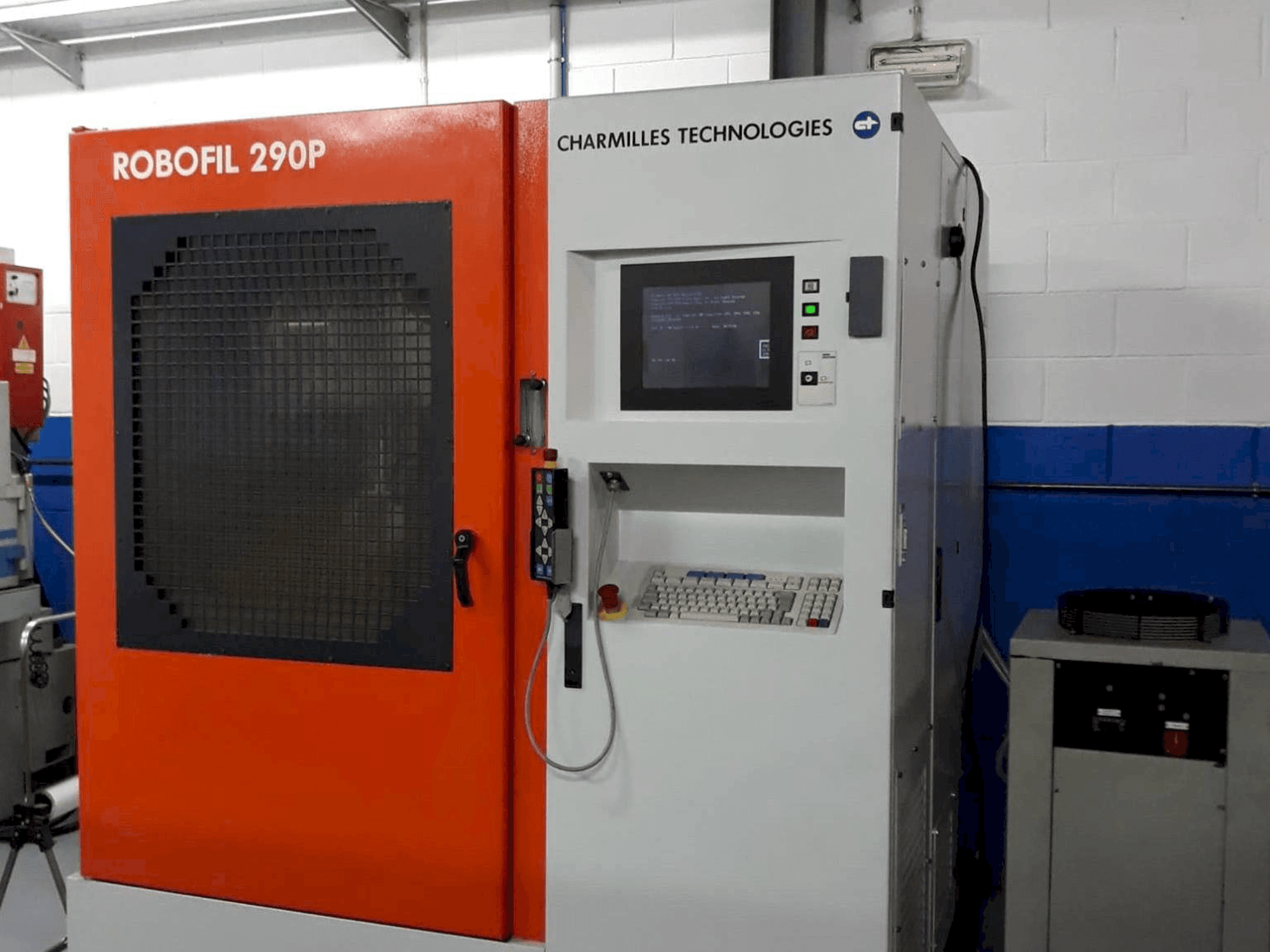 CHARMILLES ROBOFIL 290 P-maskinen framifrån