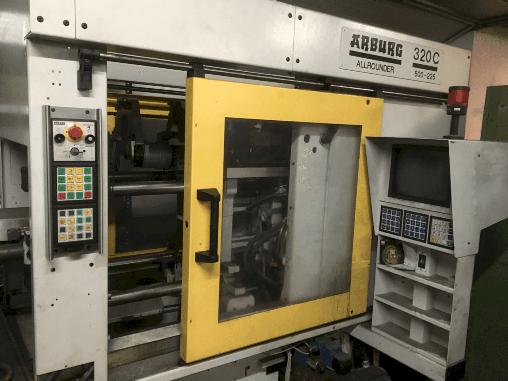 Arburg Allrounder Centex 320 CD-500-225-maskinen framifrån