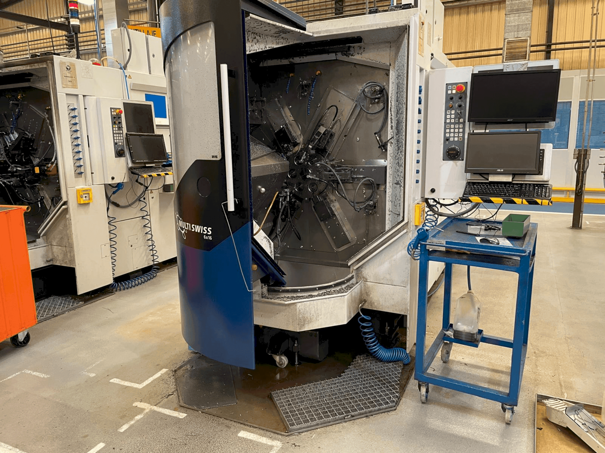 TORNOS MultiSwiss 6x16-maskinen framifrån