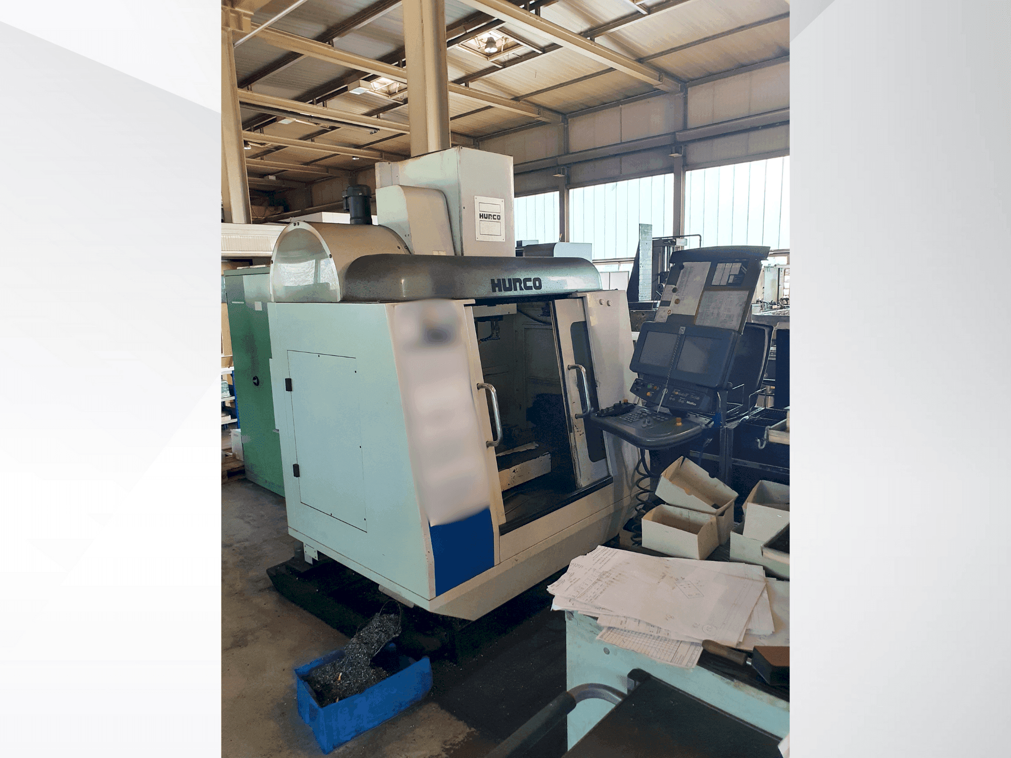 Hurco VMX42T-maskinen framifrån