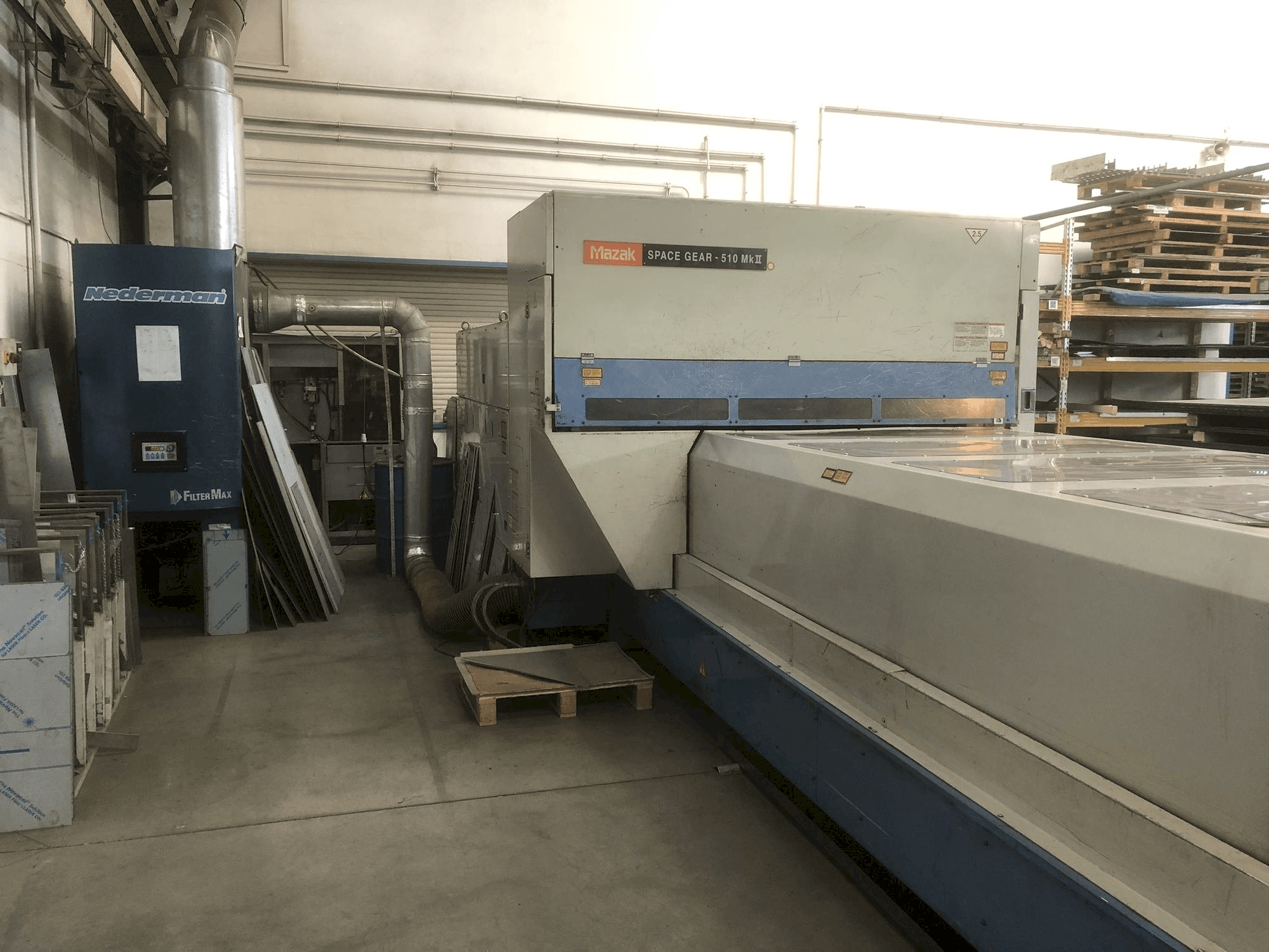 Mazak SPACE GEAR-510 Mk II-maskinen framifrån