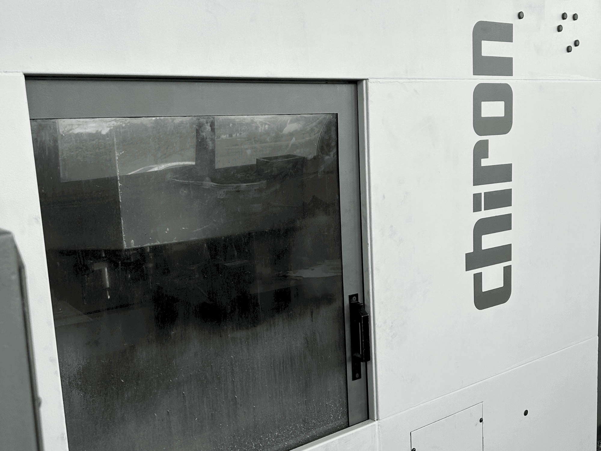 CHIRON FZ18W-maskinen framifrån