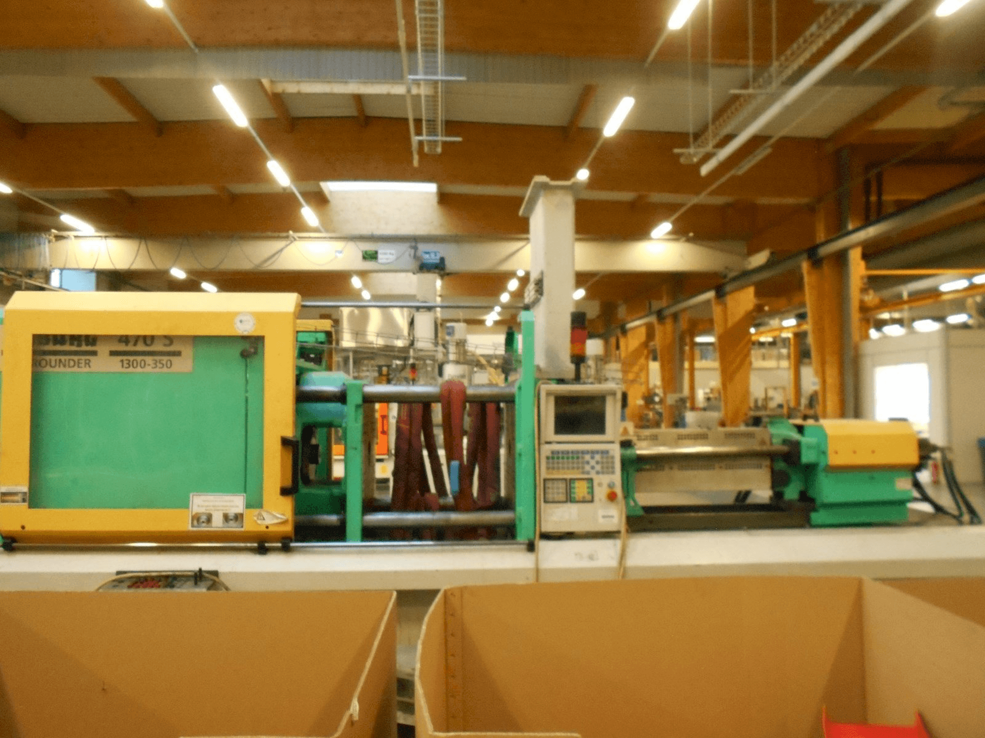 Arburg Allrounder 470 S 1300-350-maskinen framifrån