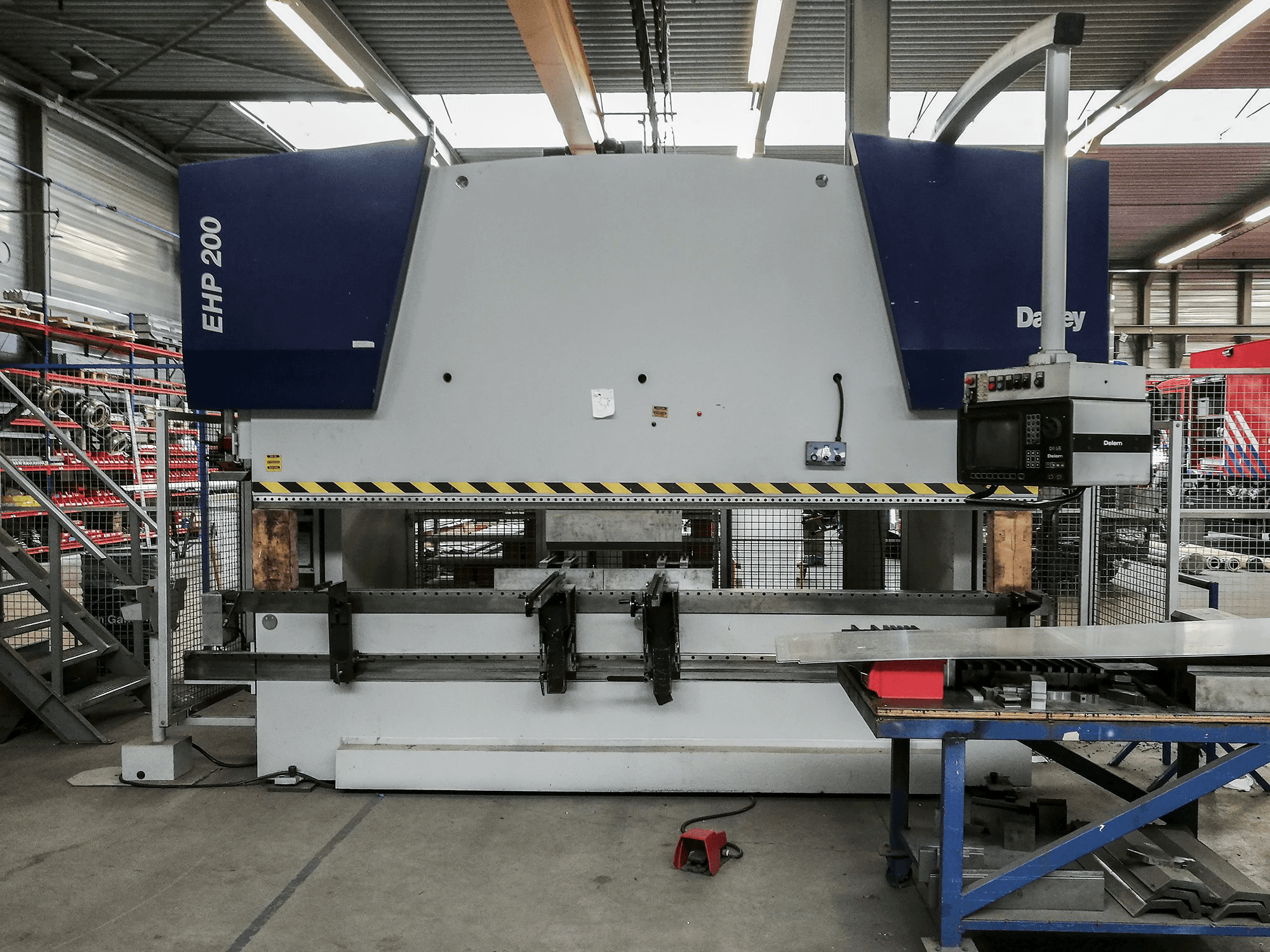 Darley-maskinen framifrånEHP-LS200.36/31