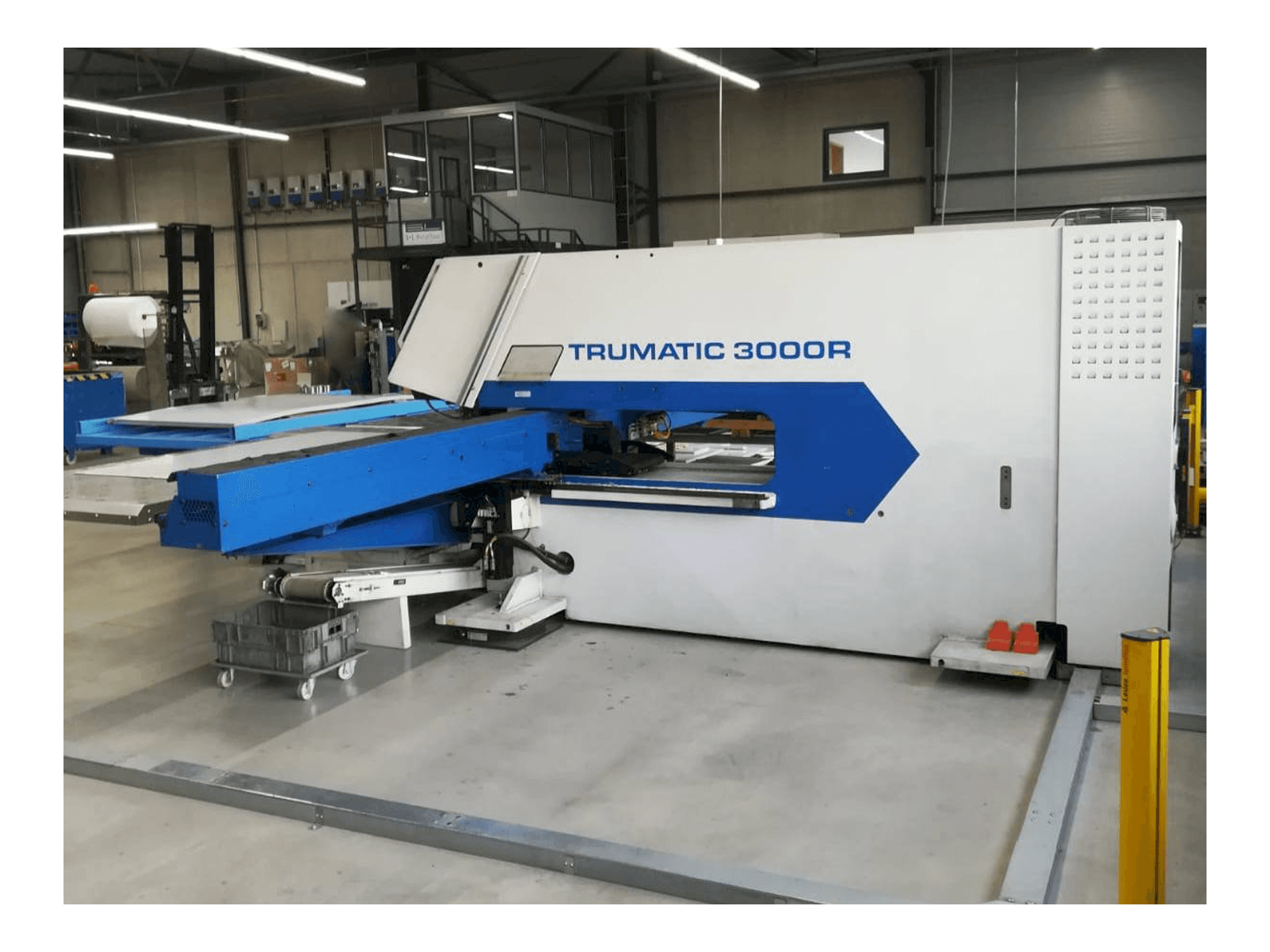 Trumpf Trumatic 3000R-maskinen framifrån