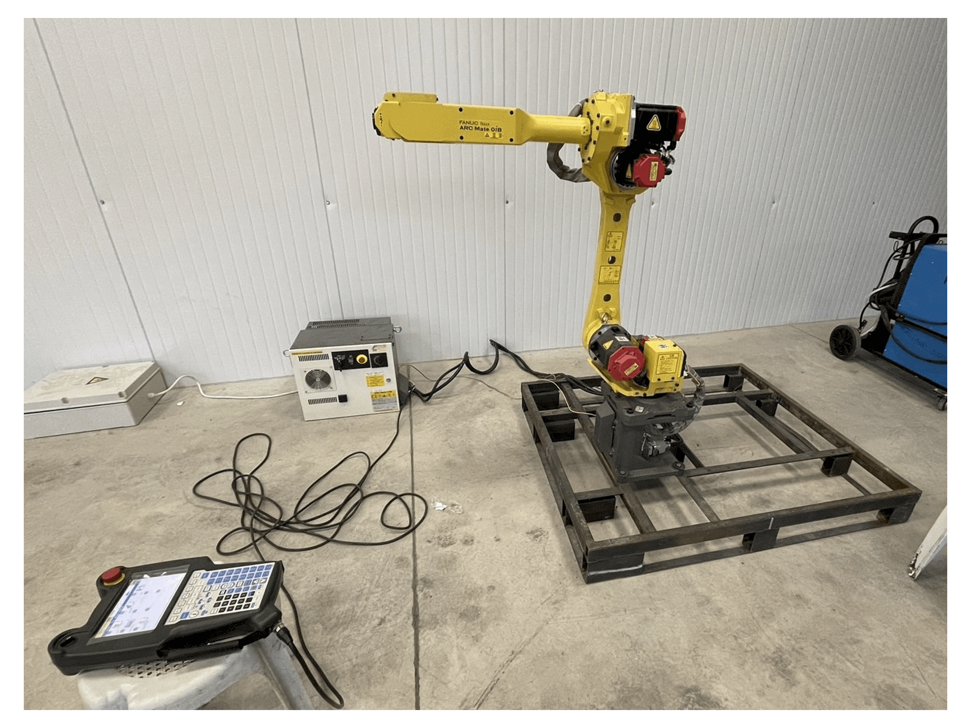 FANUC Arc mate 0iB-maskinen framifrån