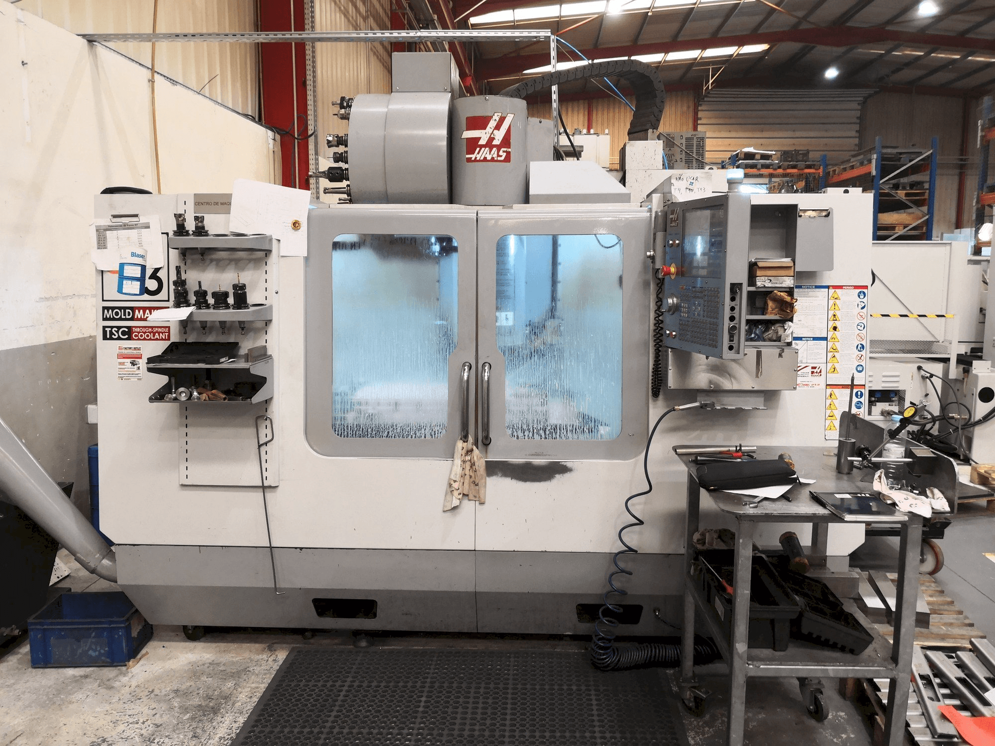 HAAS VM3-maskinen framifrån