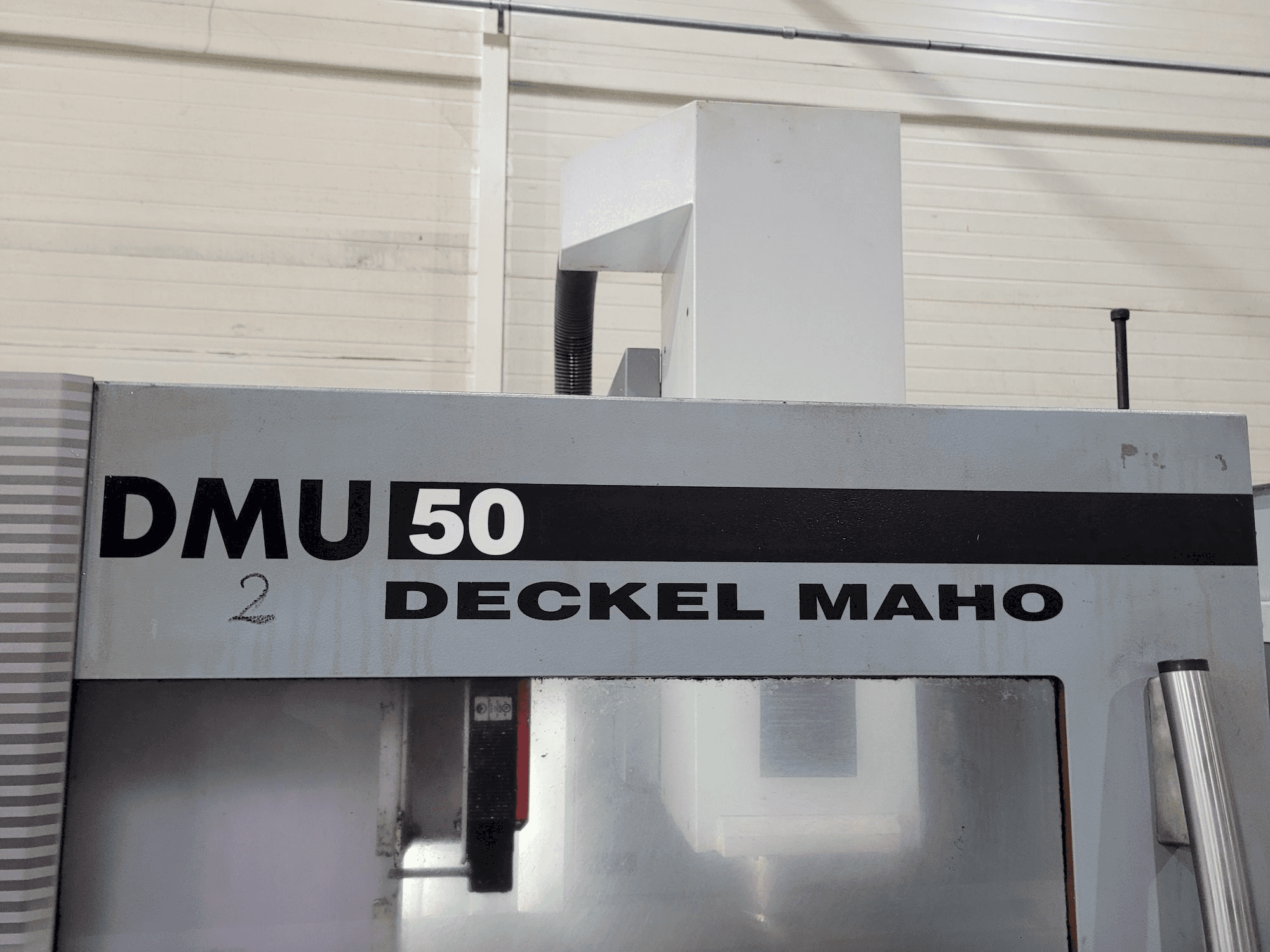 DECKEL MAHO DMU 50-maskinen framifrån