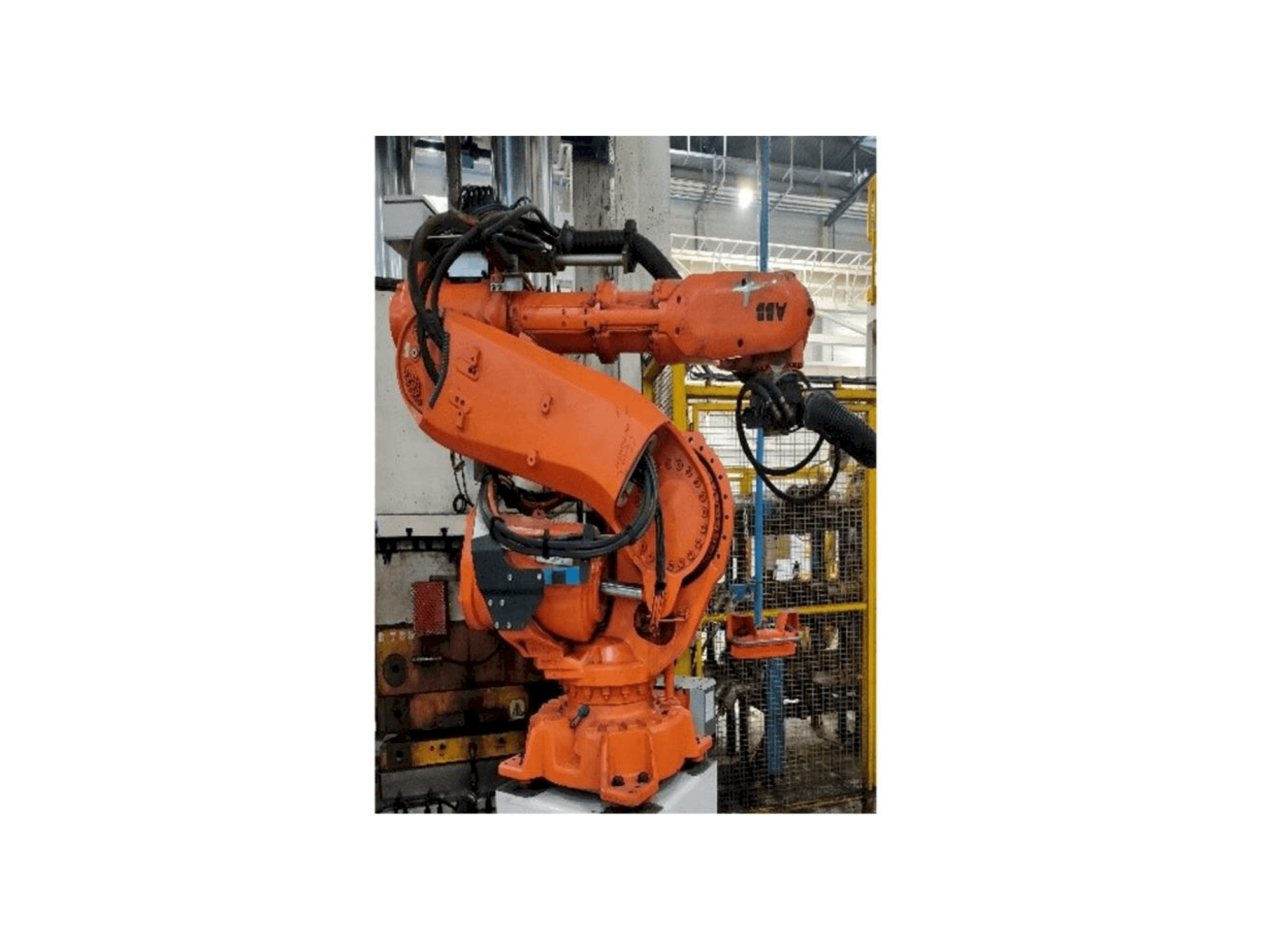 ABB IRB 6640-185/2.8-maskinen framifrån
